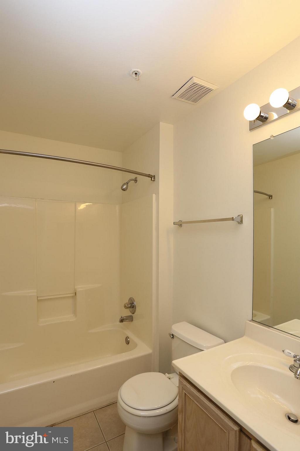 REISTERSTOWN VILLAGE - Residential