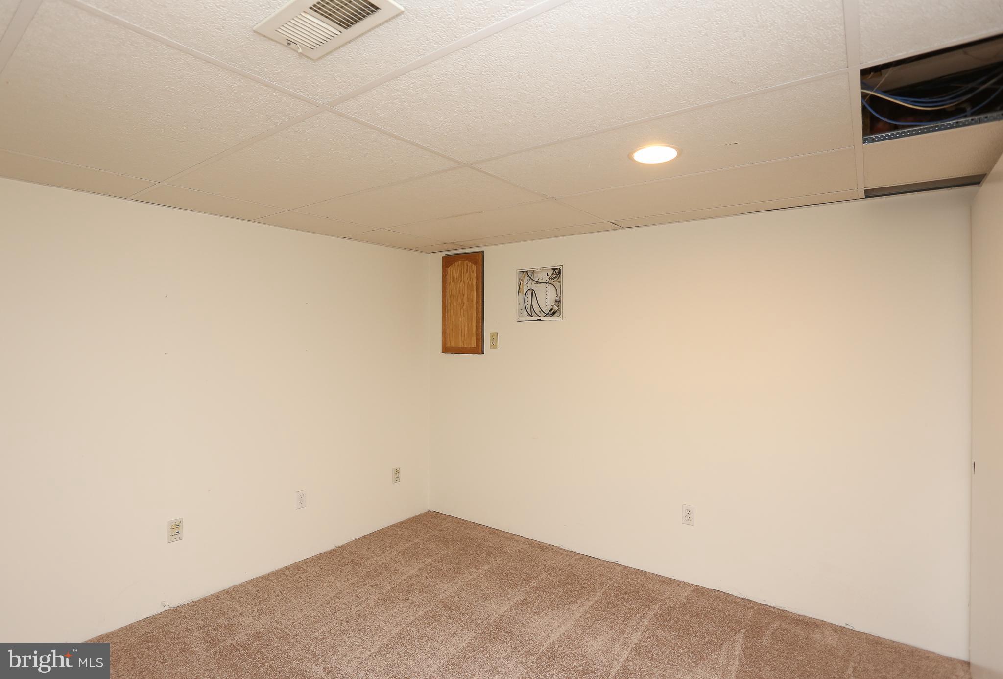 REISTERSTOWN VILLAGE - Residential