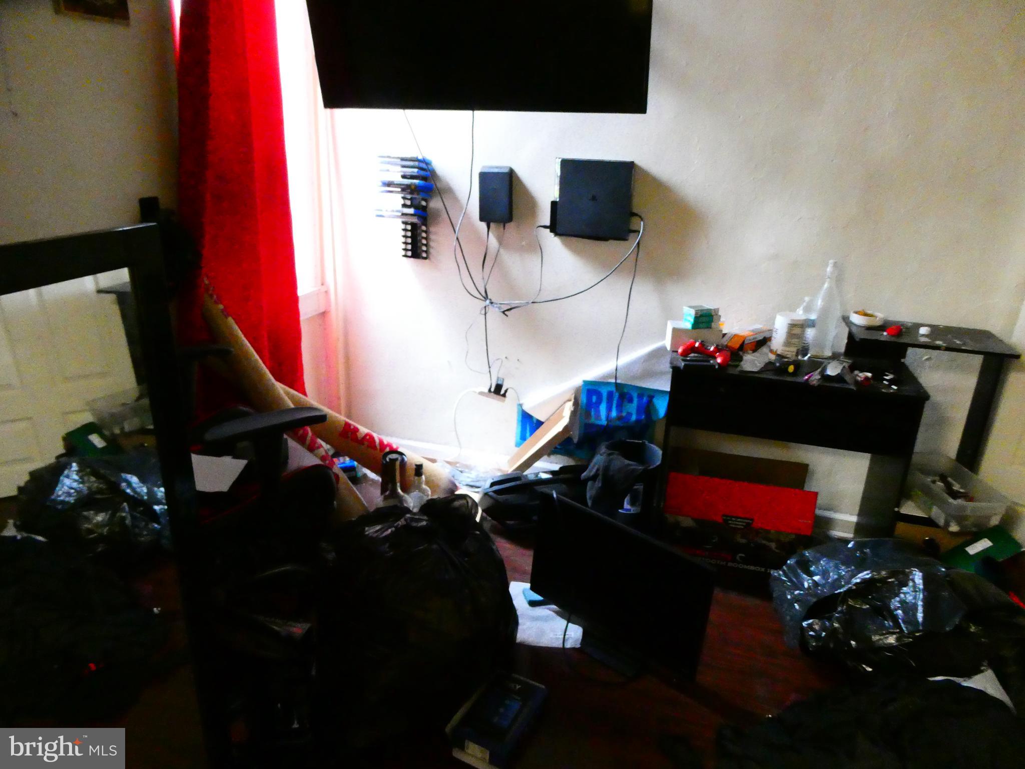 KENSINGTON - Residential