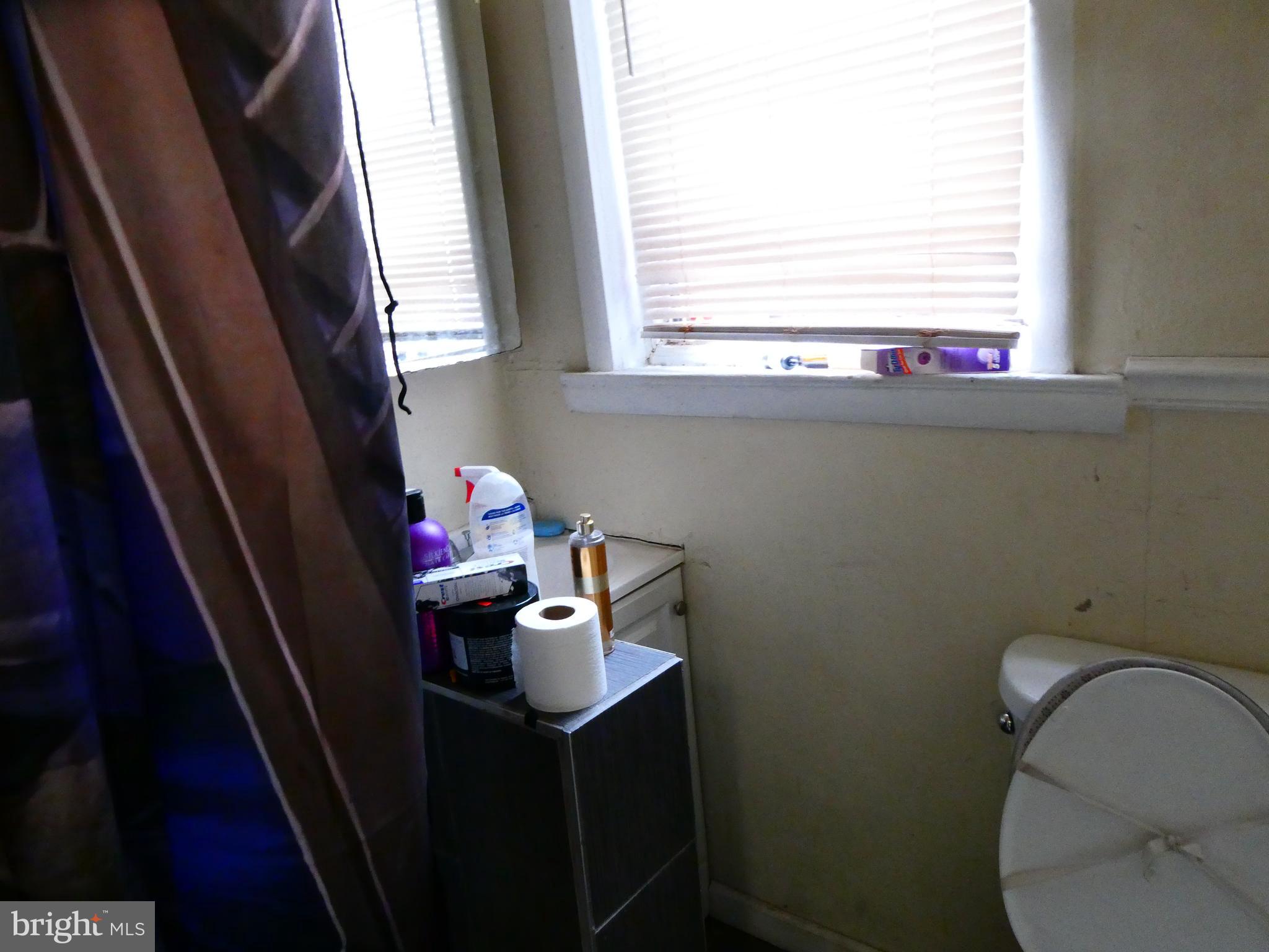 KENSINGTON - Residential