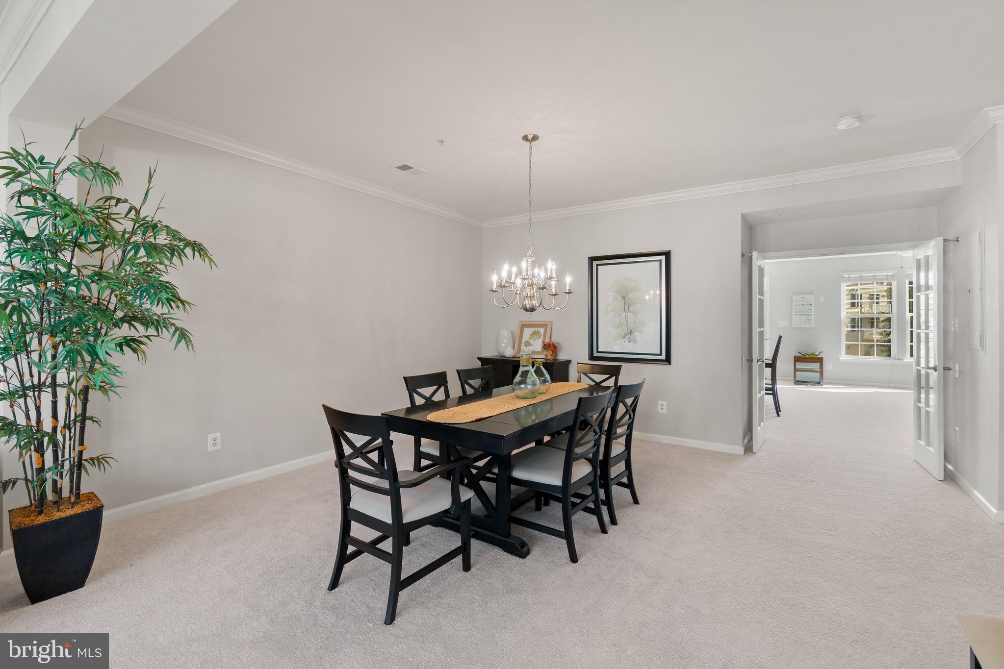 2511 EASTBOURNE DRIVE