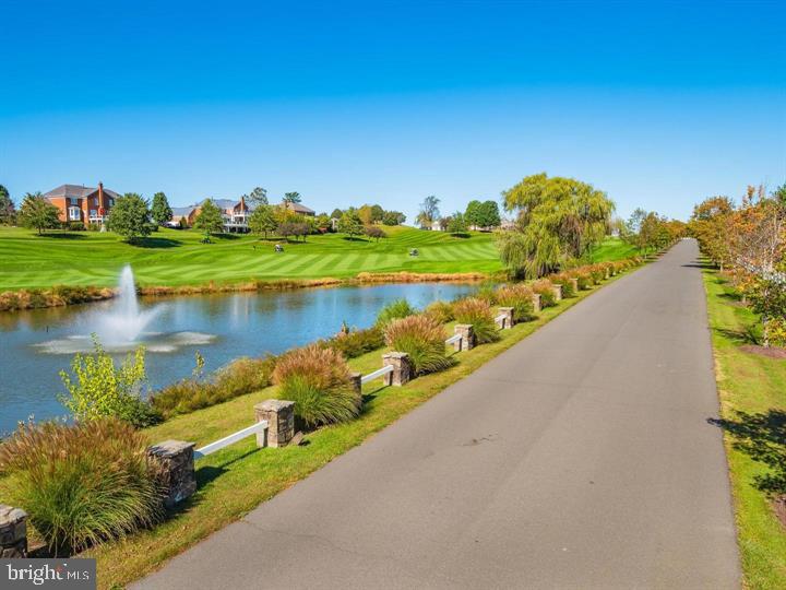 CHASE AT BELMONT COUNTRY - Residential