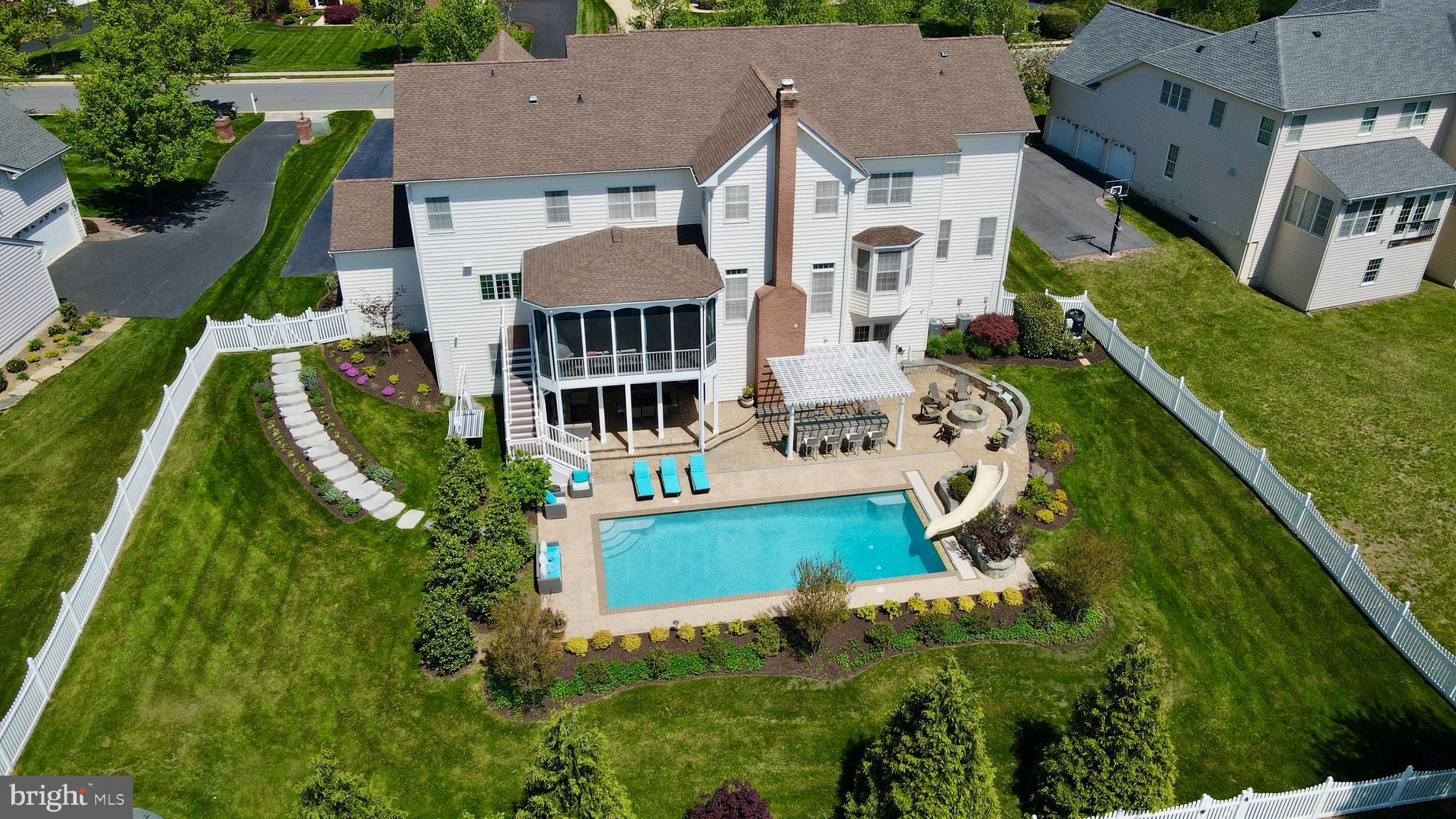 CHASE AT BELMONT COUNTRY - Residential