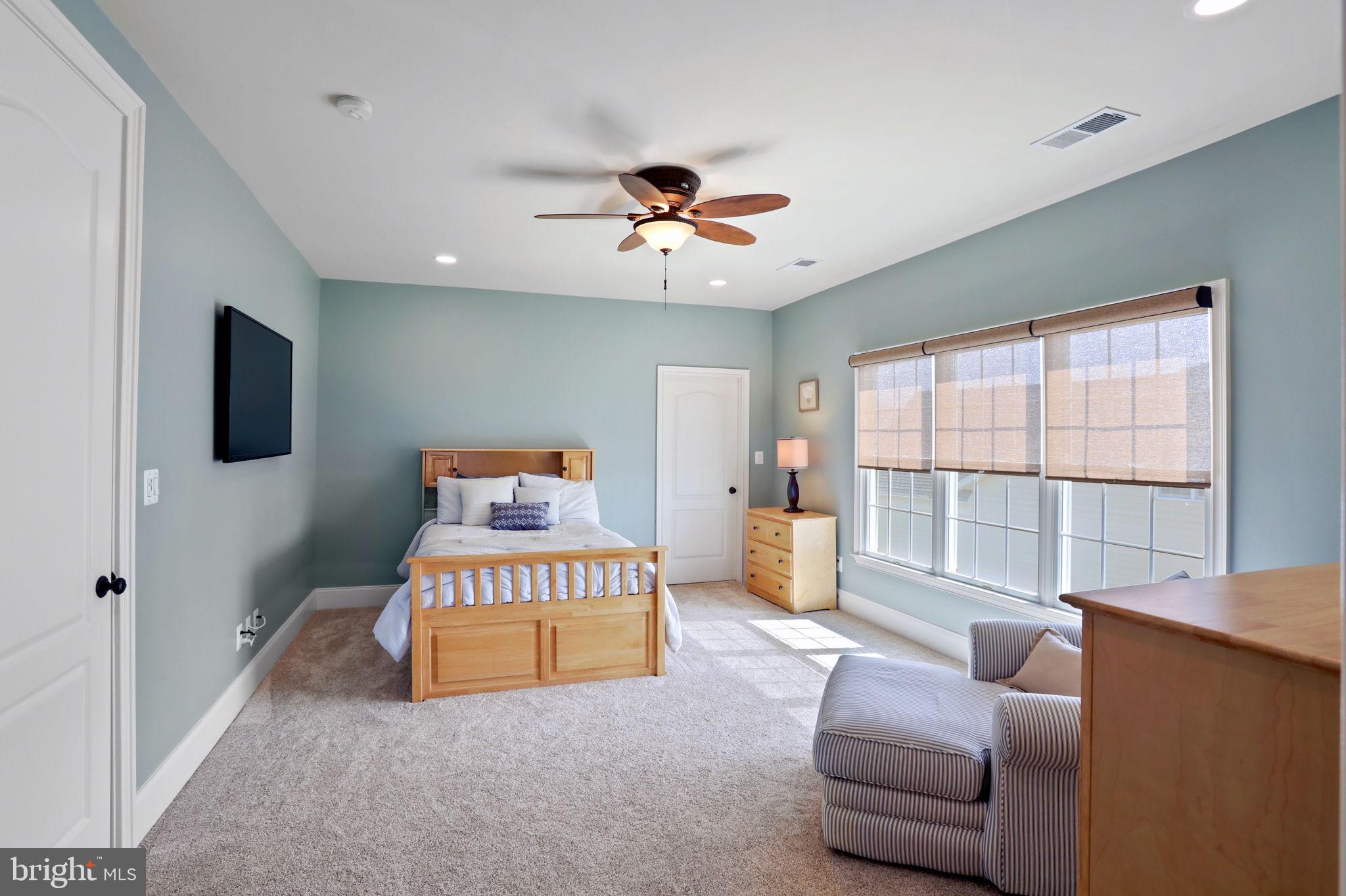 CHASE AT BELMONT COUNTRY - Residential