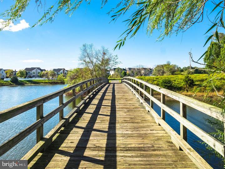 CHASE AT BELMONT COUNTRY - Residential