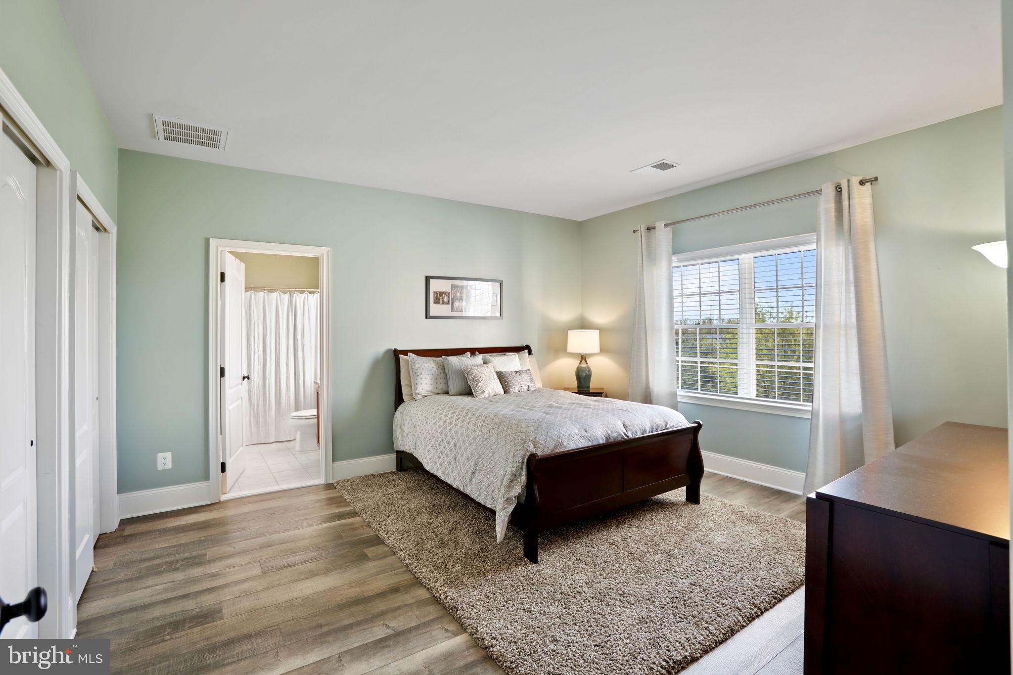 CHASE AT BELMONT COUNTRY - Residential