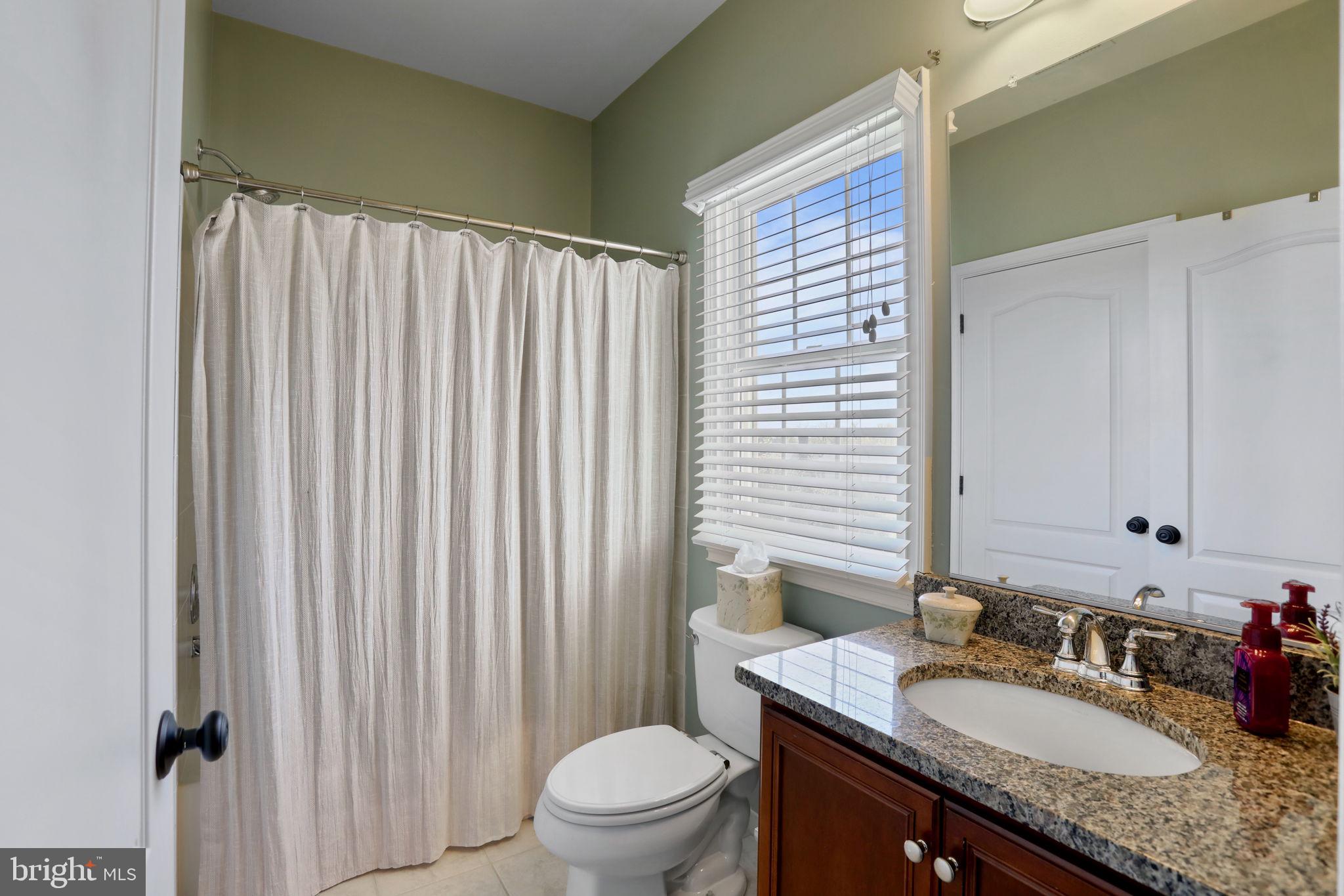 CHASE AT BELMONT COUNTRY - Residential