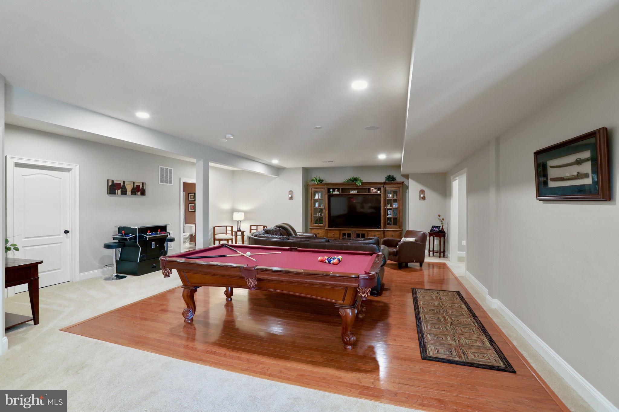 CHASE AT BELMONT COUNTRY - Residential