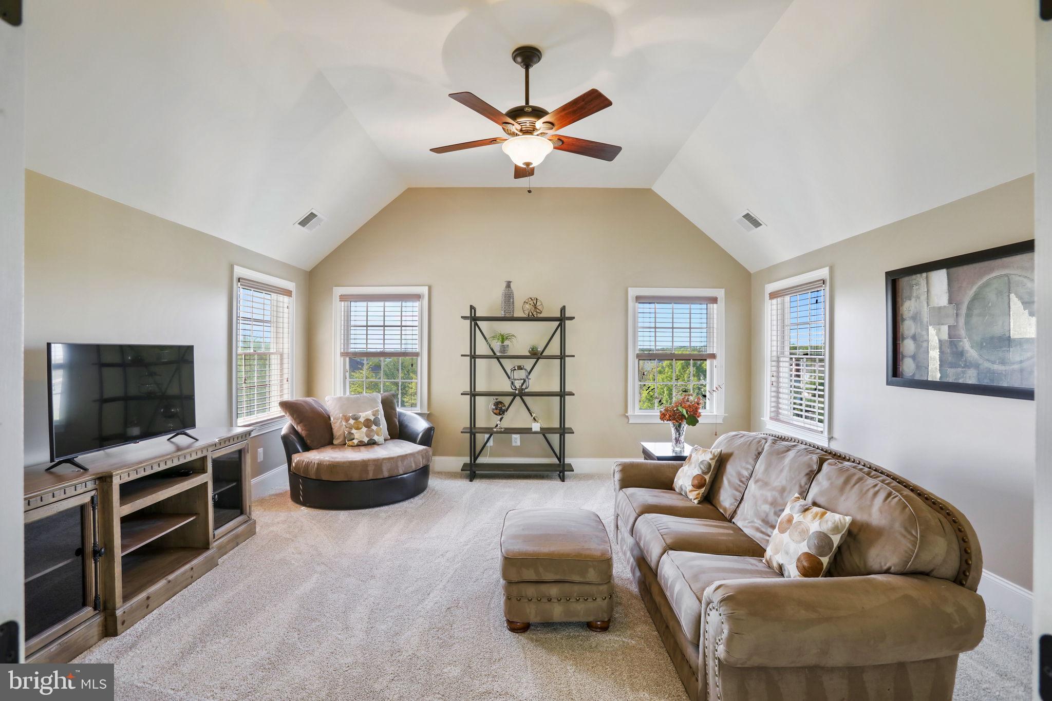 CHASE AT BELMONT COUNTRY - Residential