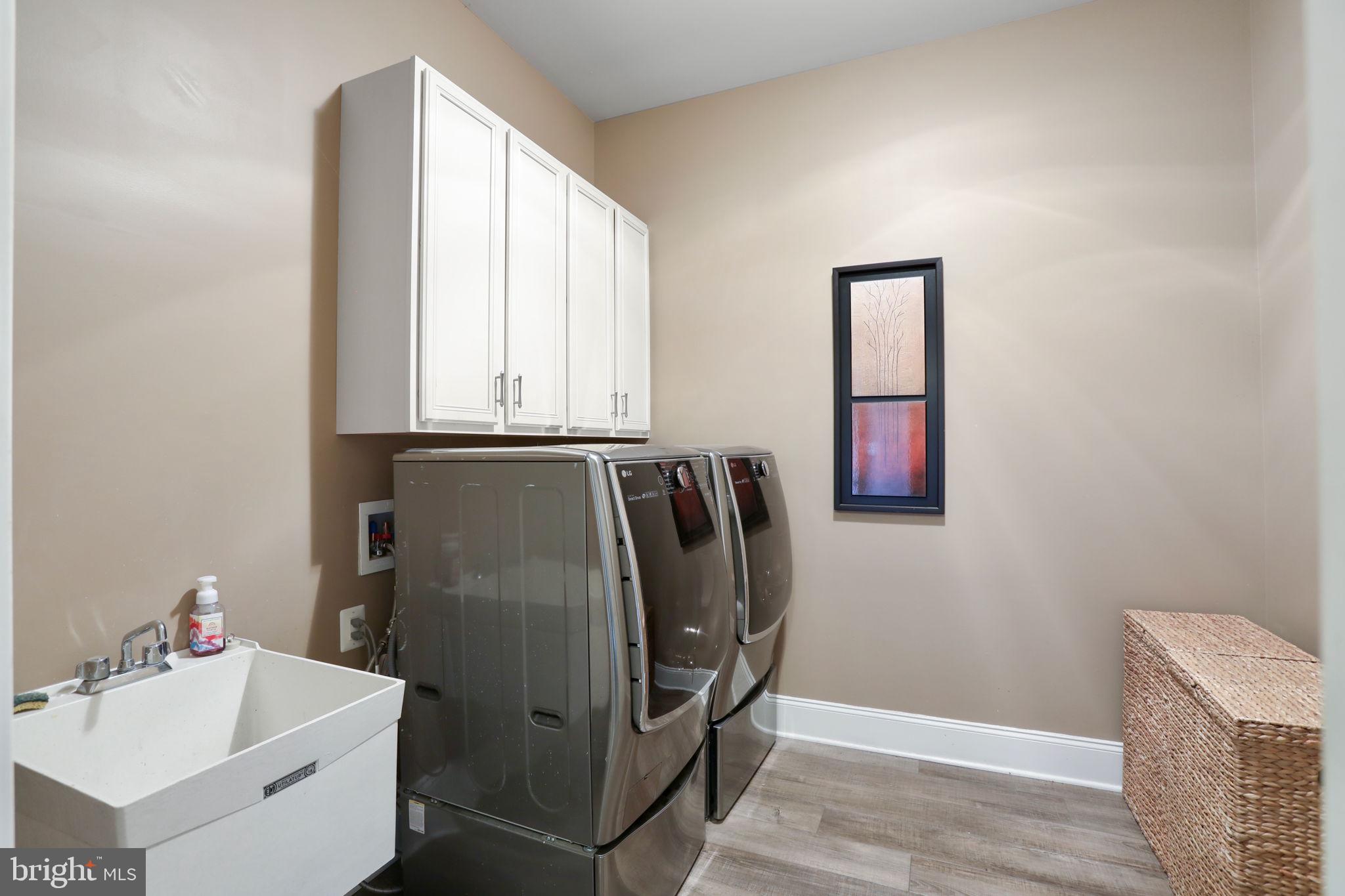 CHASE AT BELMONT COUNTRY - Residential