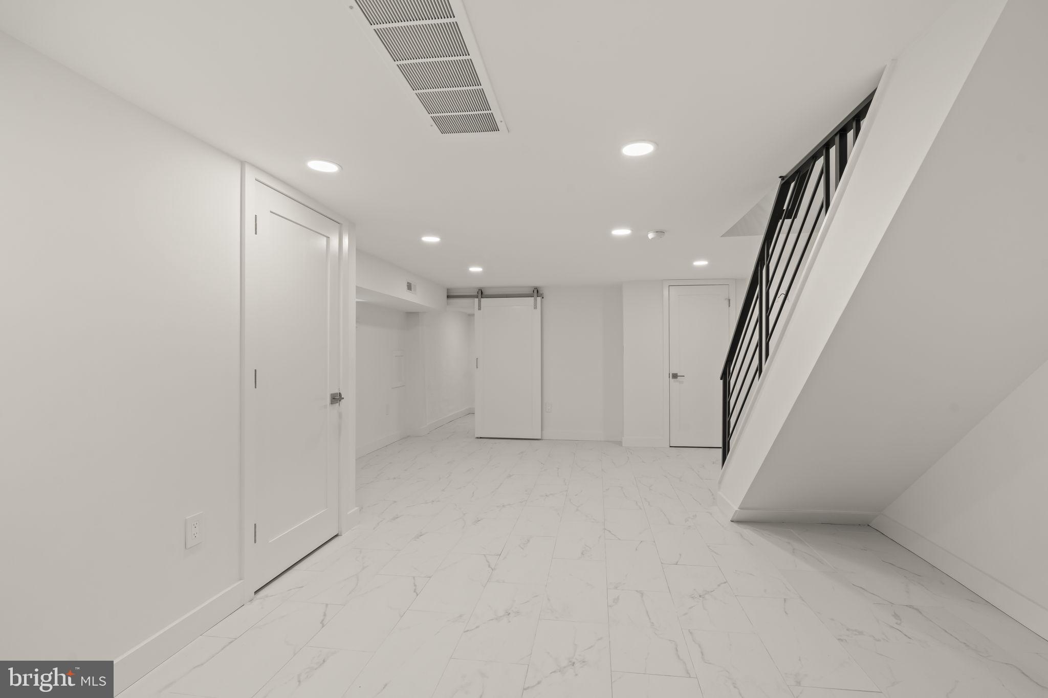 PHILADELPHIA (SOUTH) - Residential