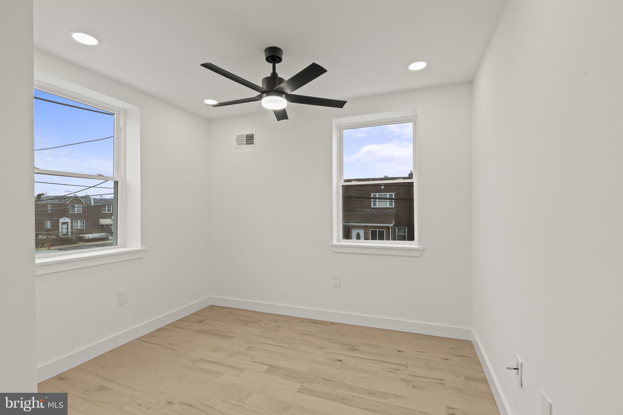 PHILADELPHIA (SOUTH) - Residential