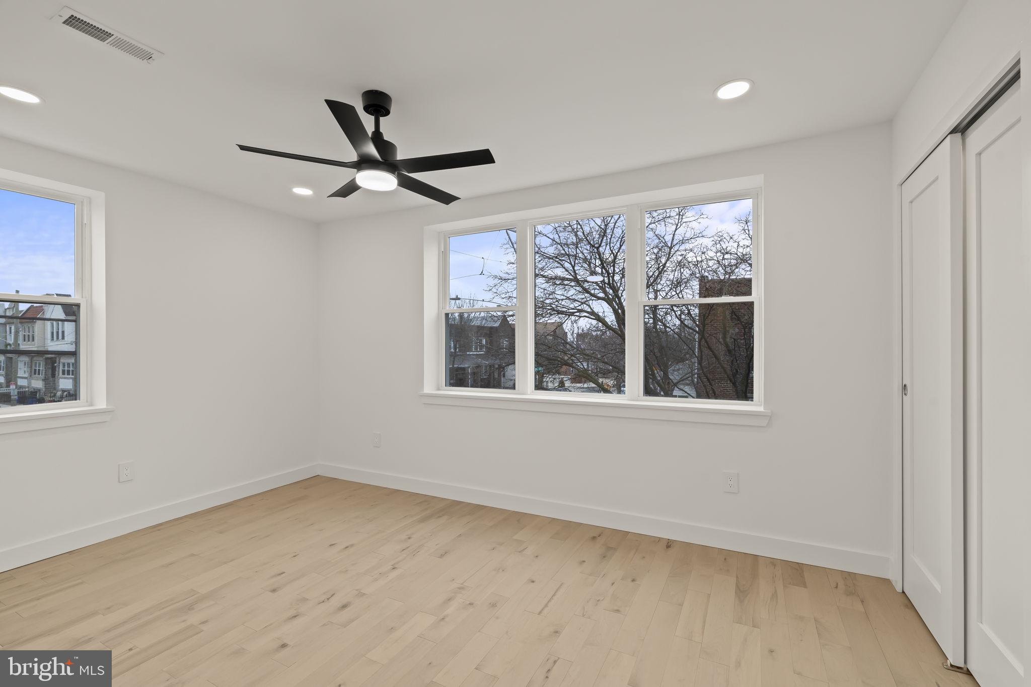 PHILADELPHIA (SOUTH) - Residential