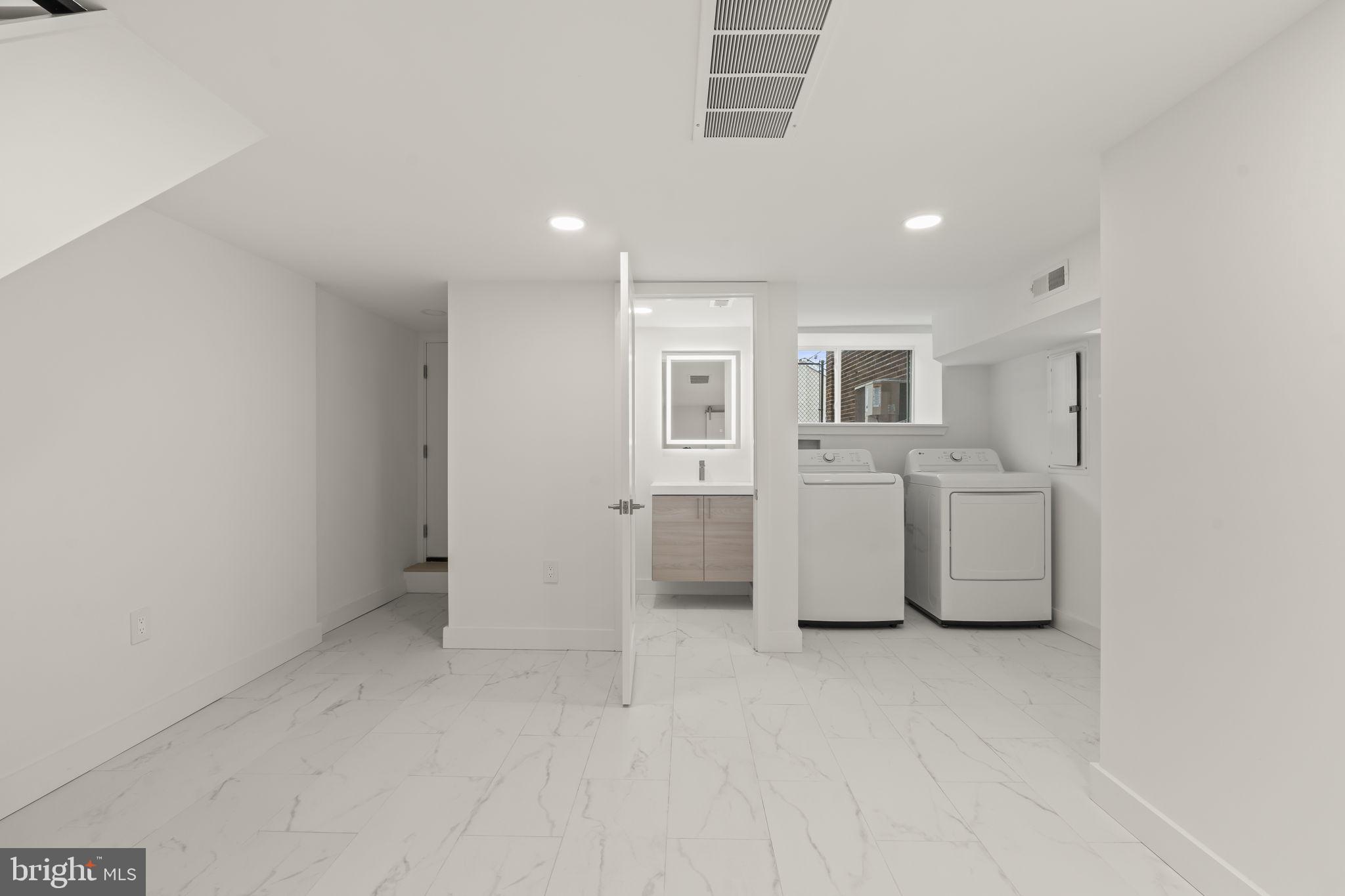 PHILADELPHIA (SOUTH) - Residential