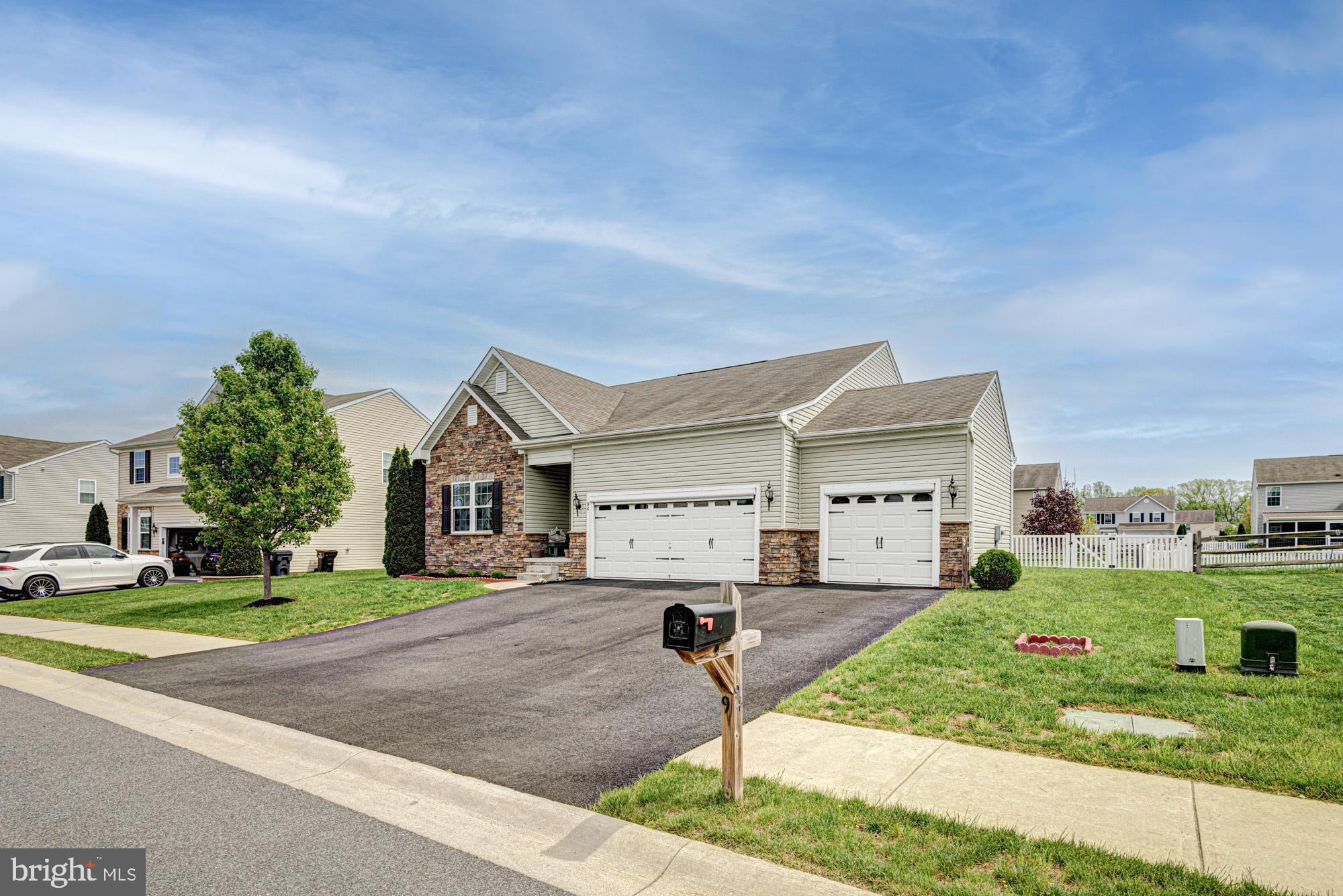 PROVIDENCE CROSSING - Residential