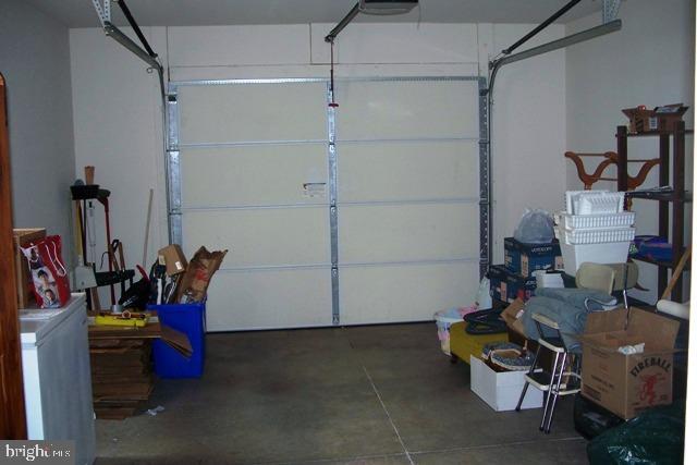 EQUINE MEADOWS - Residential