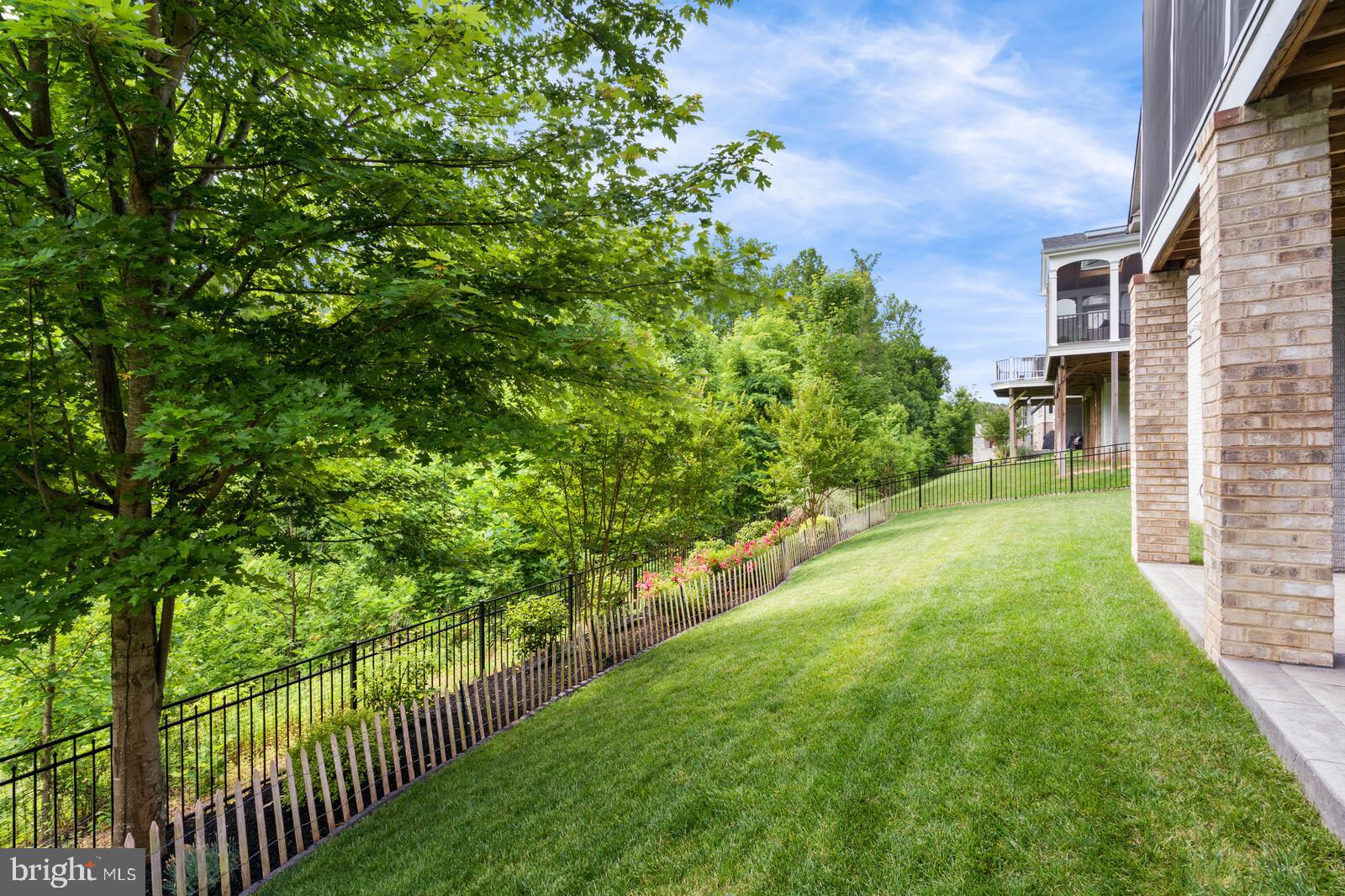 POTOMAC SHORES - Residential