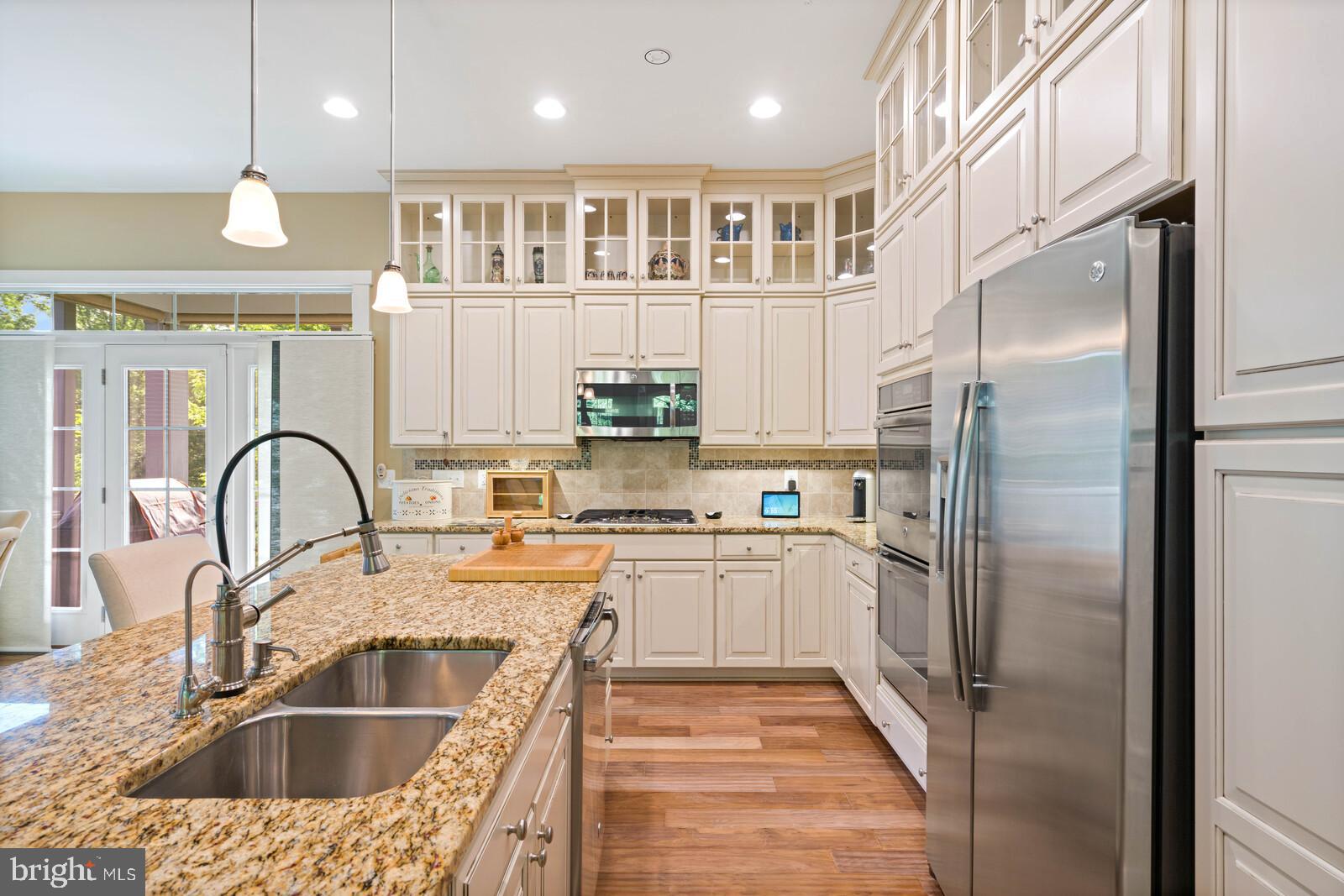 POTOMAC SHORES - Residential