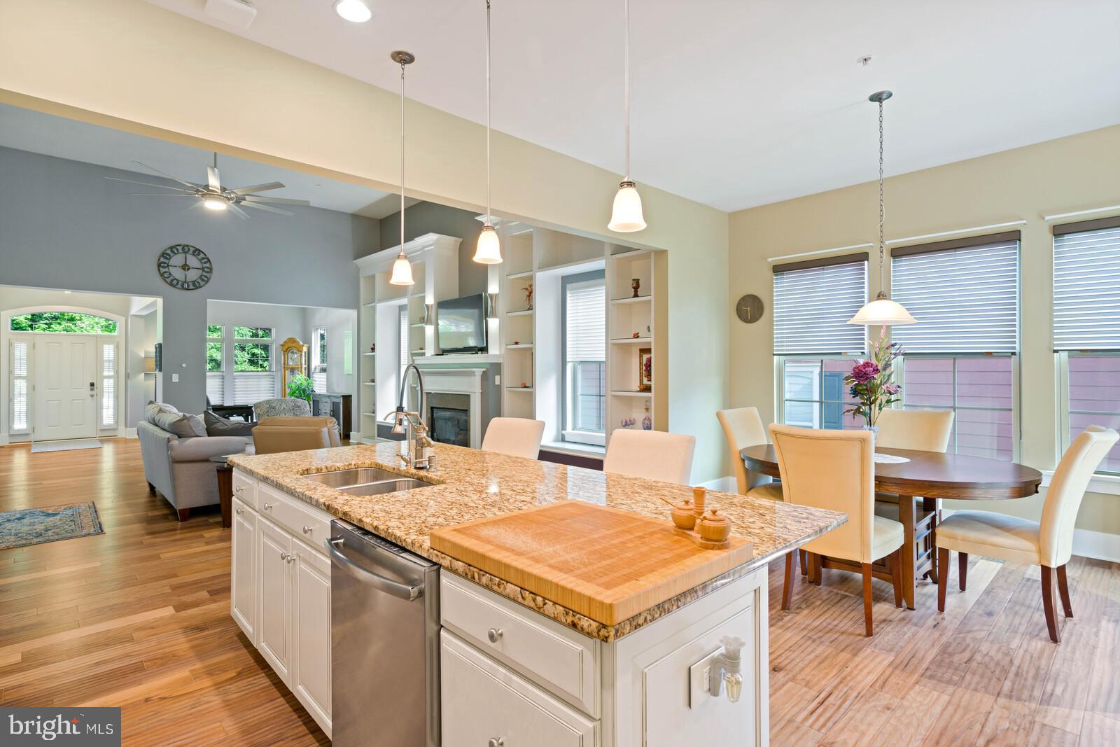 POTOMAC SHORES - Residential