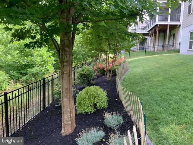 POTOMAC SHORES - Residential