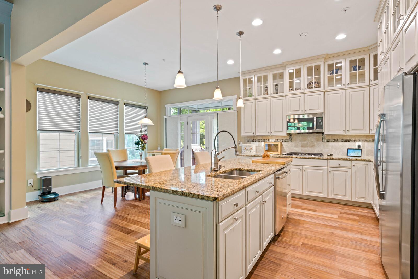 POTOMAC SHORES - Residential