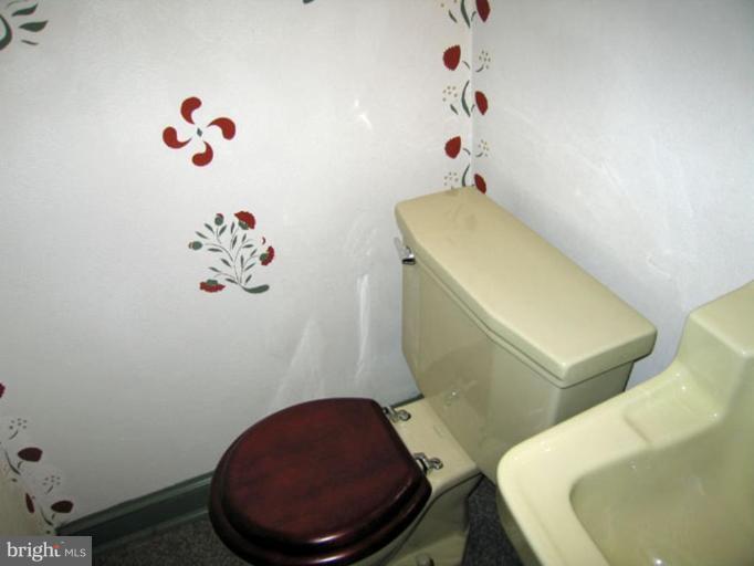 OLD TOWN - Residential Lease