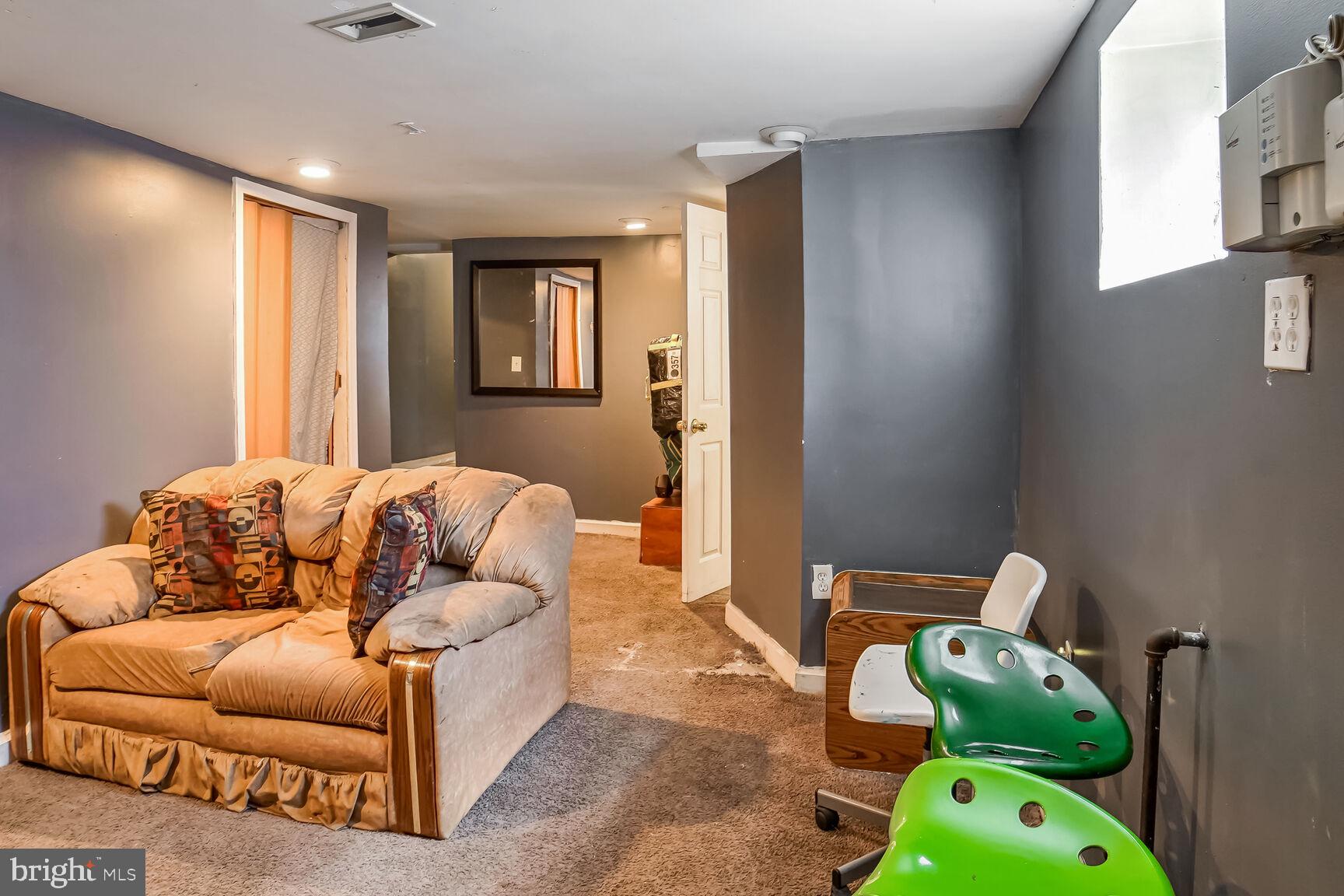 OAKMONT - Residential