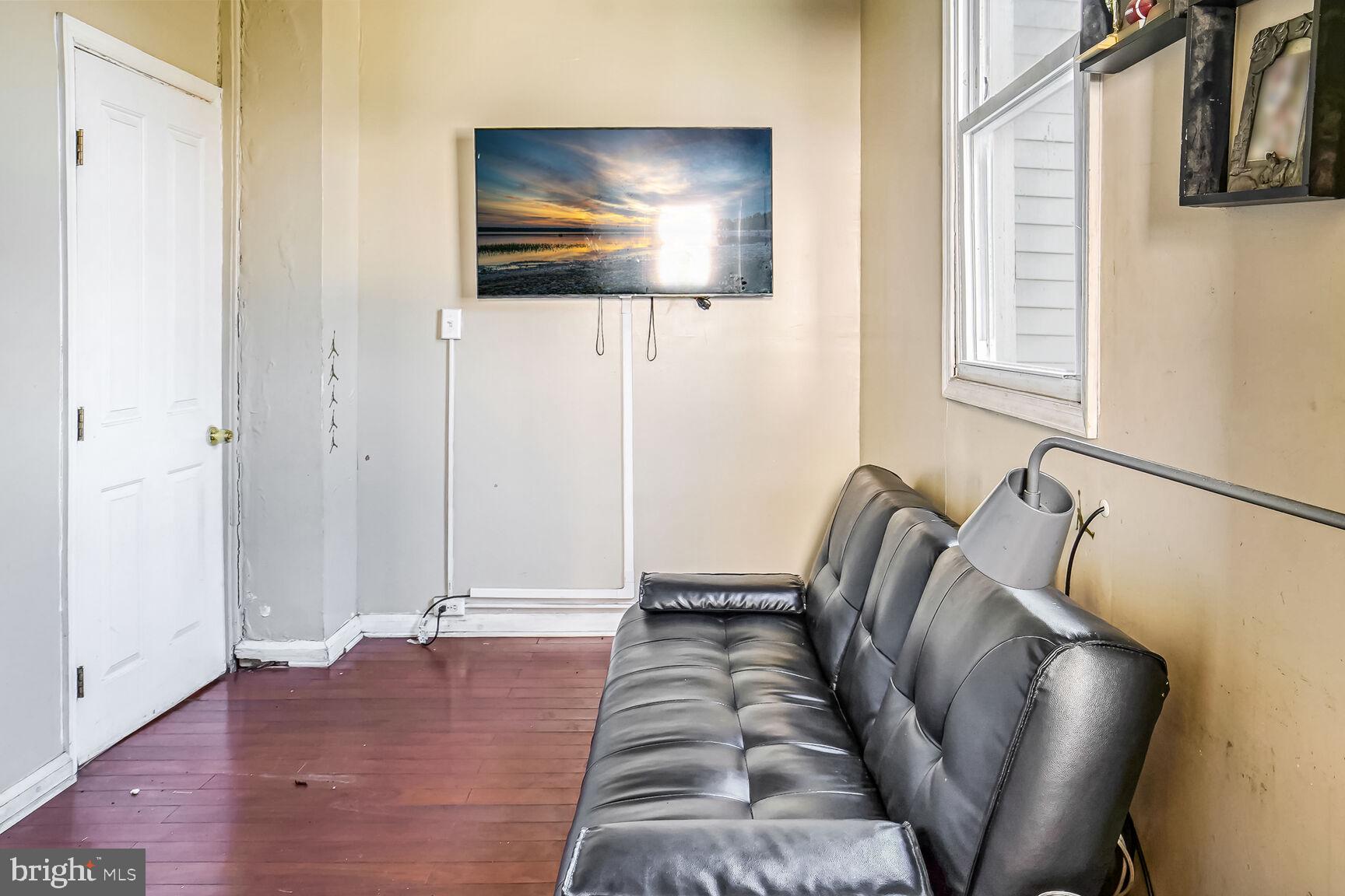 OAKMONT - Residential