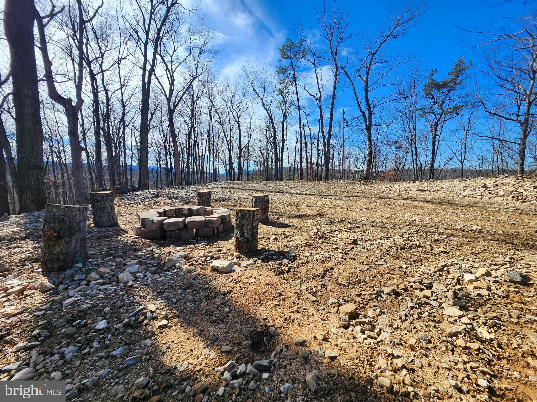 LONG ACRE ESTATES - Land