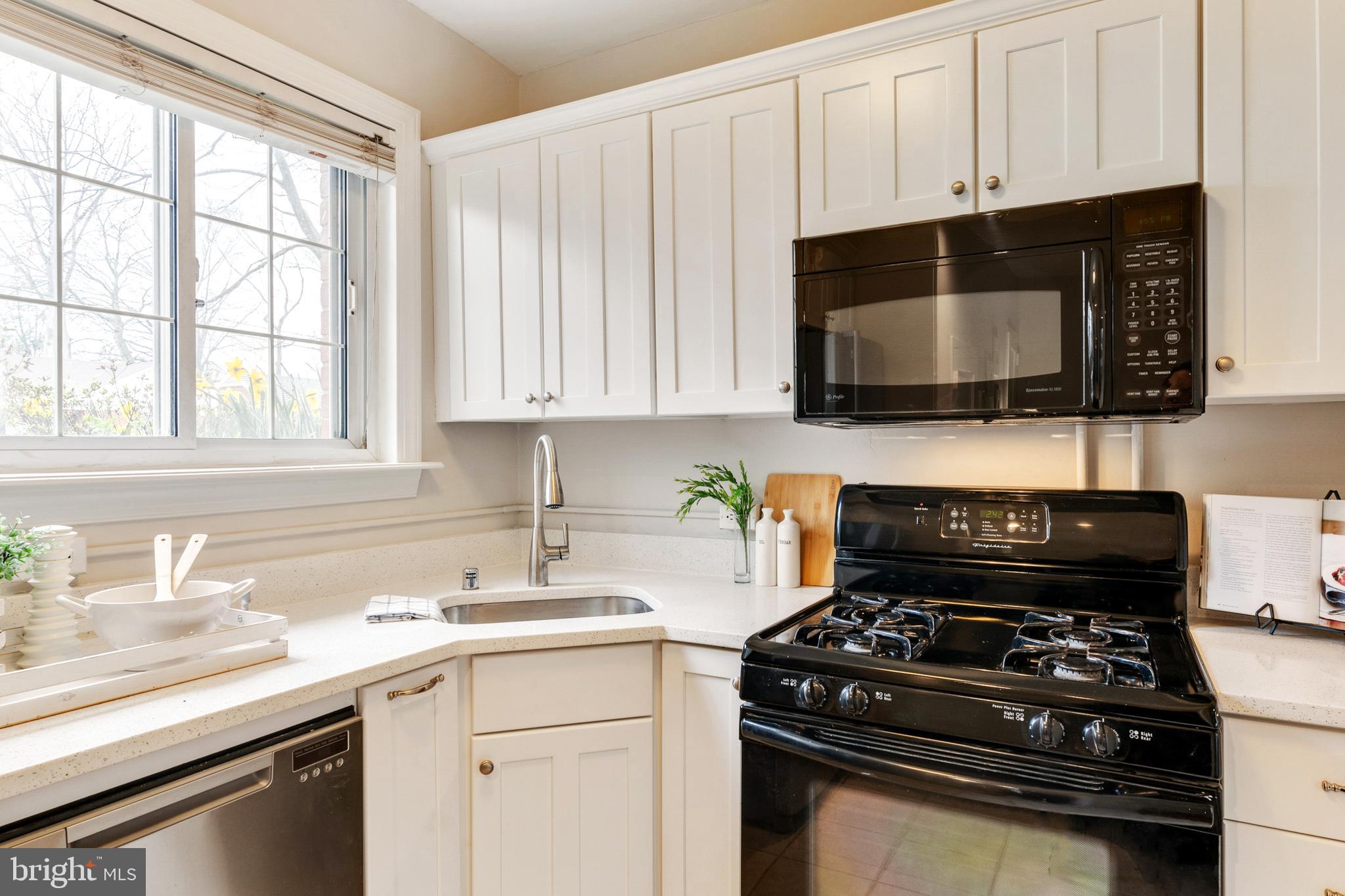 PARKFAIRFAX - Residential