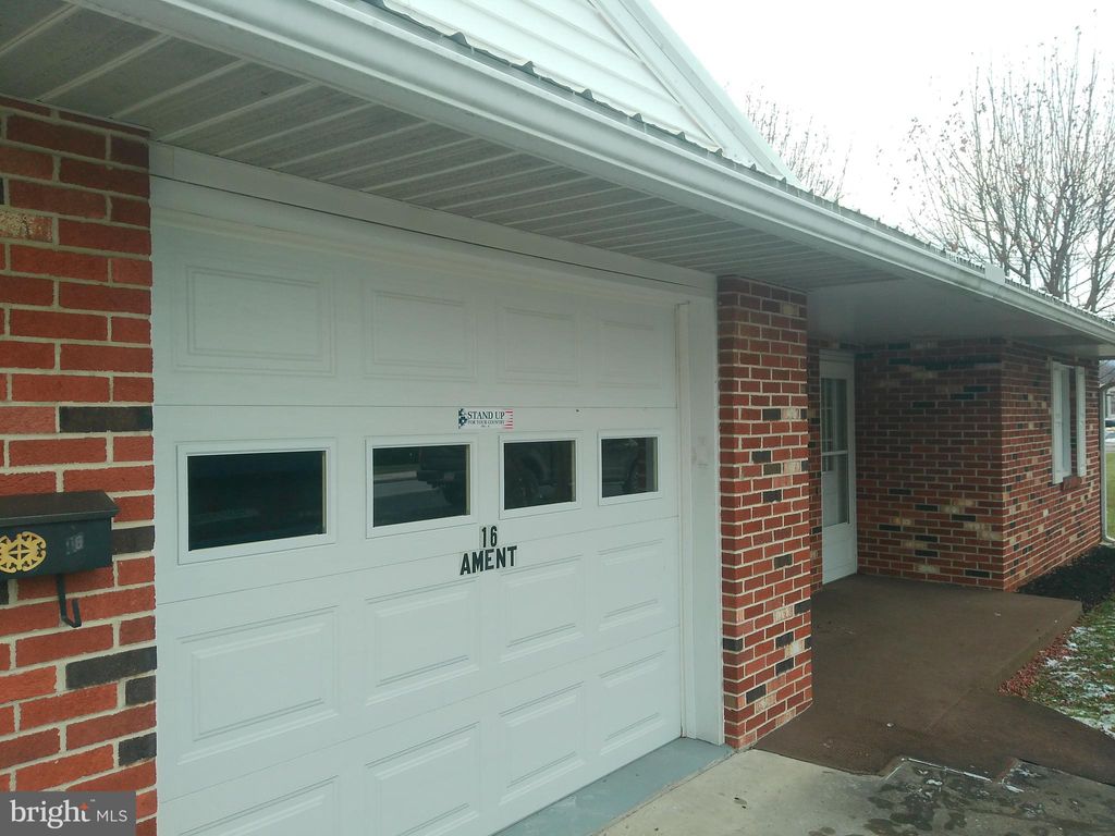 Photo of 16 W Hale Street, LEWISTOWN, PA 17044 (MLS # PAMF2052726)