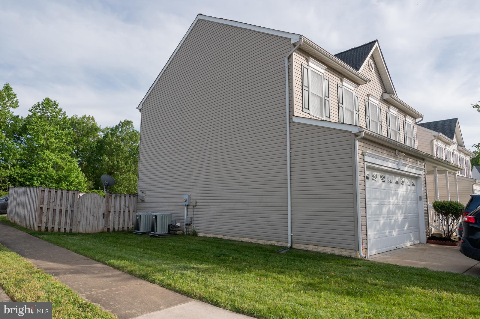 WIDEWATER VILLAGE - Residential Lease