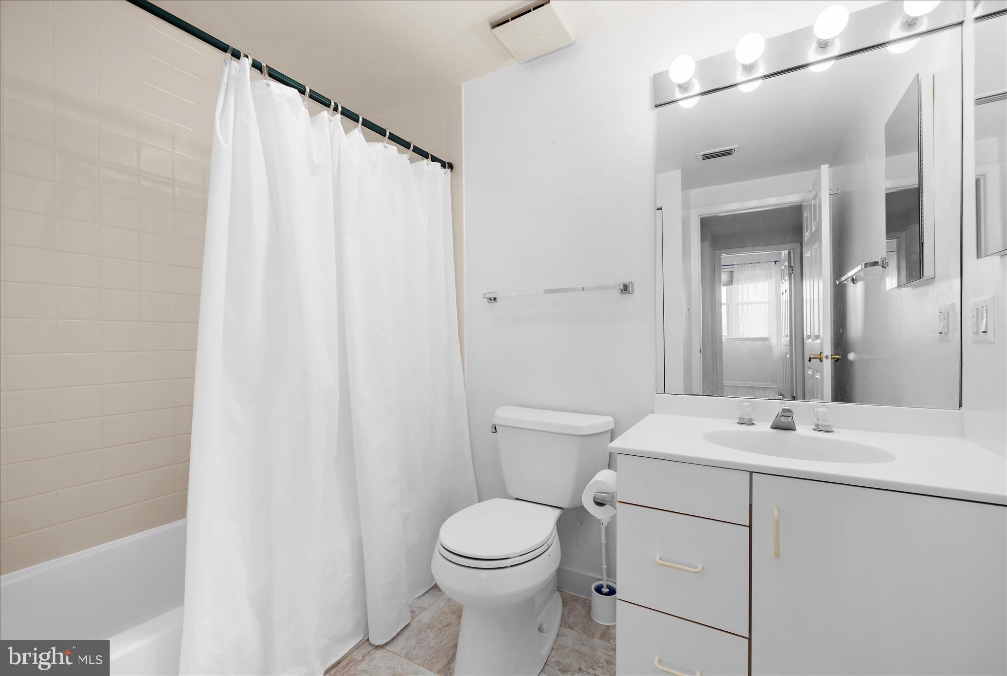 HERITAGE HARBOUR - Residential