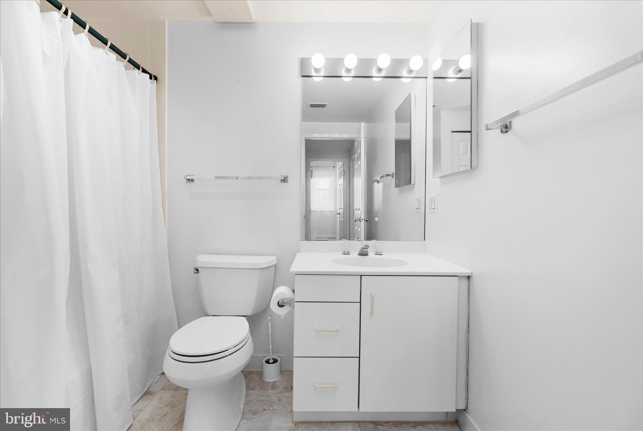 HERITAGE HARBOUR - Residential