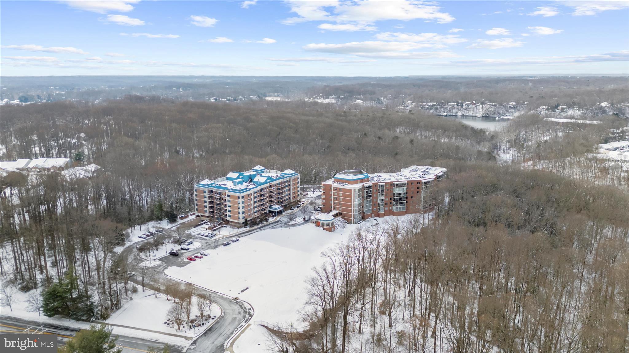 HERITAGE HARBOUR - Residential