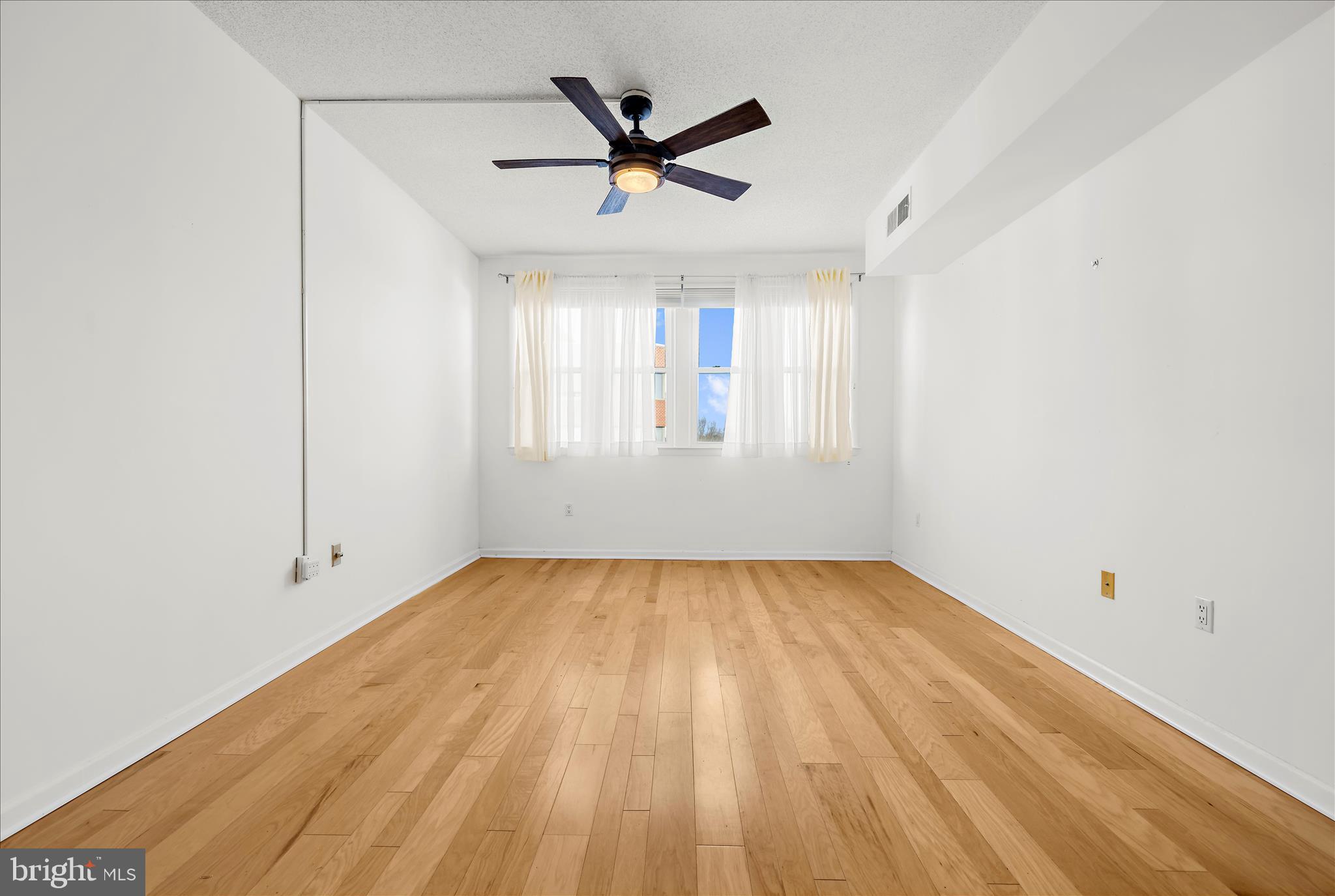 HERITAGE HARBOUR - Residential