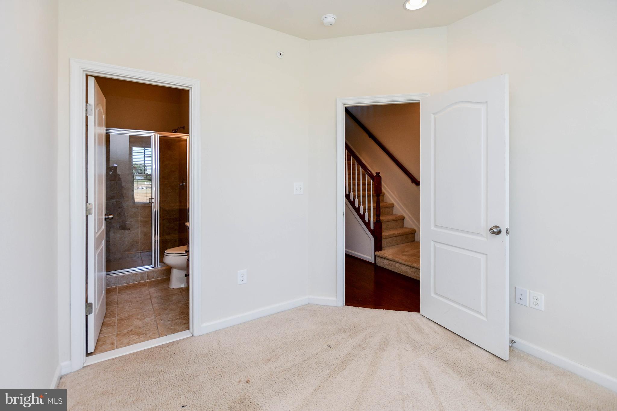 POTOMAC OVERLOOK AT NATIONAL HARBOR - Residential