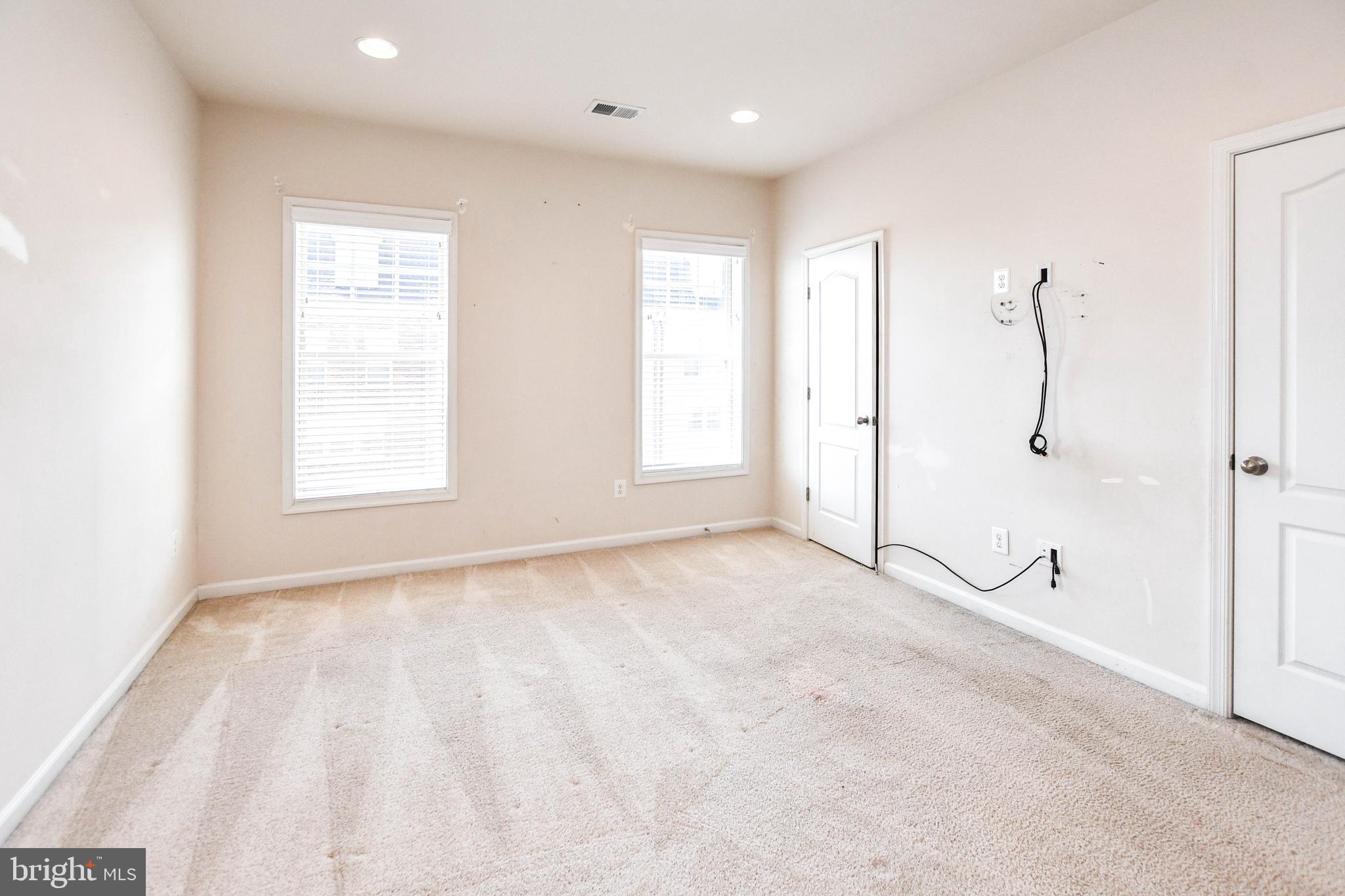 POTOMAC OVERLOOK AT NATIONAL HARBOR - Residential