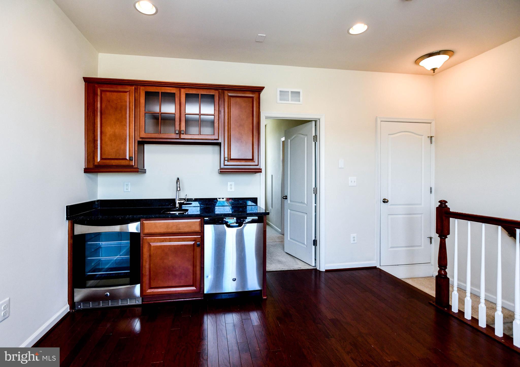 POTOMAC OVERLOOK AT NATIONAL HARBOR - Residential