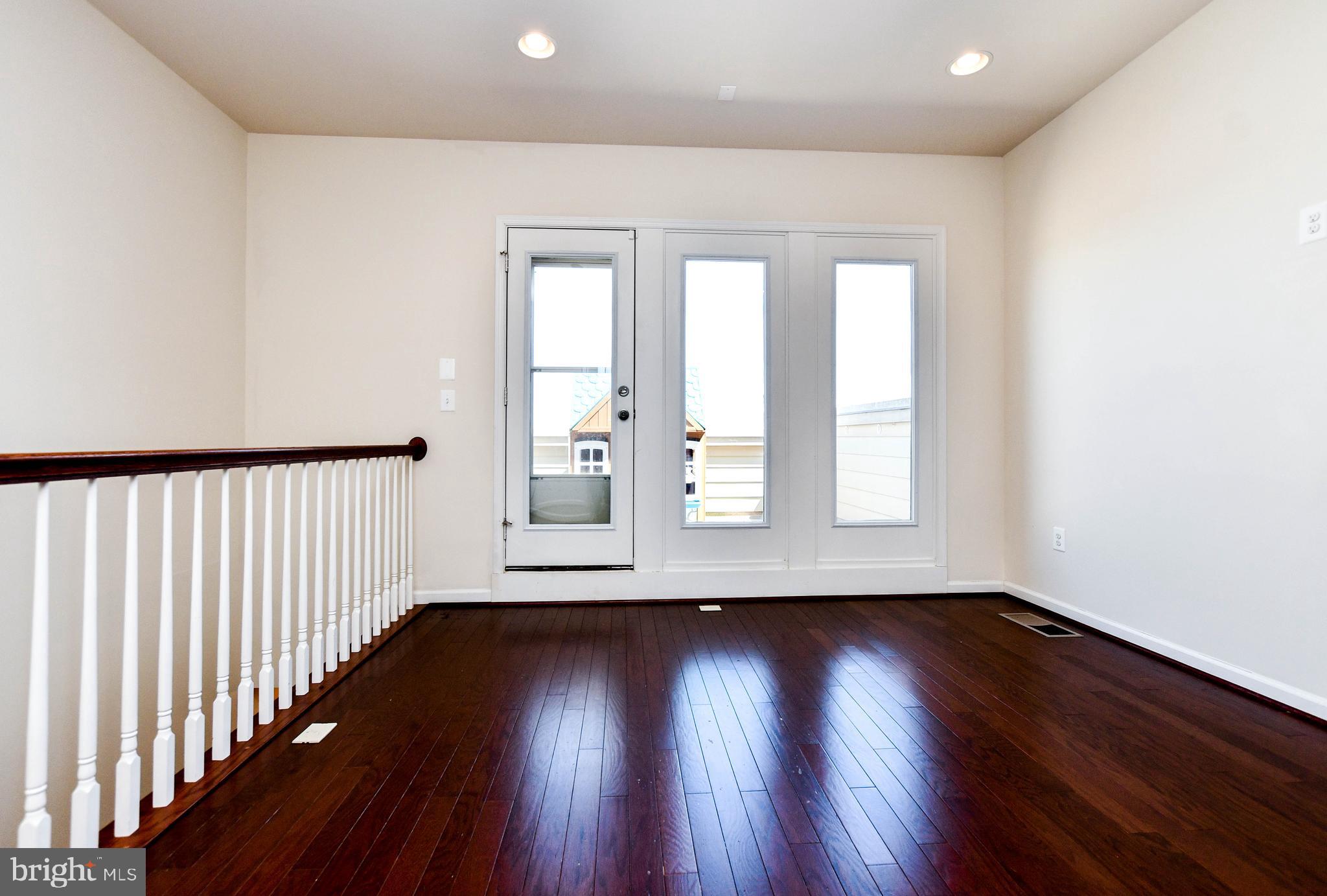 POTOMAC OVERLOOK AT NATIONAL HARBOR - Residential