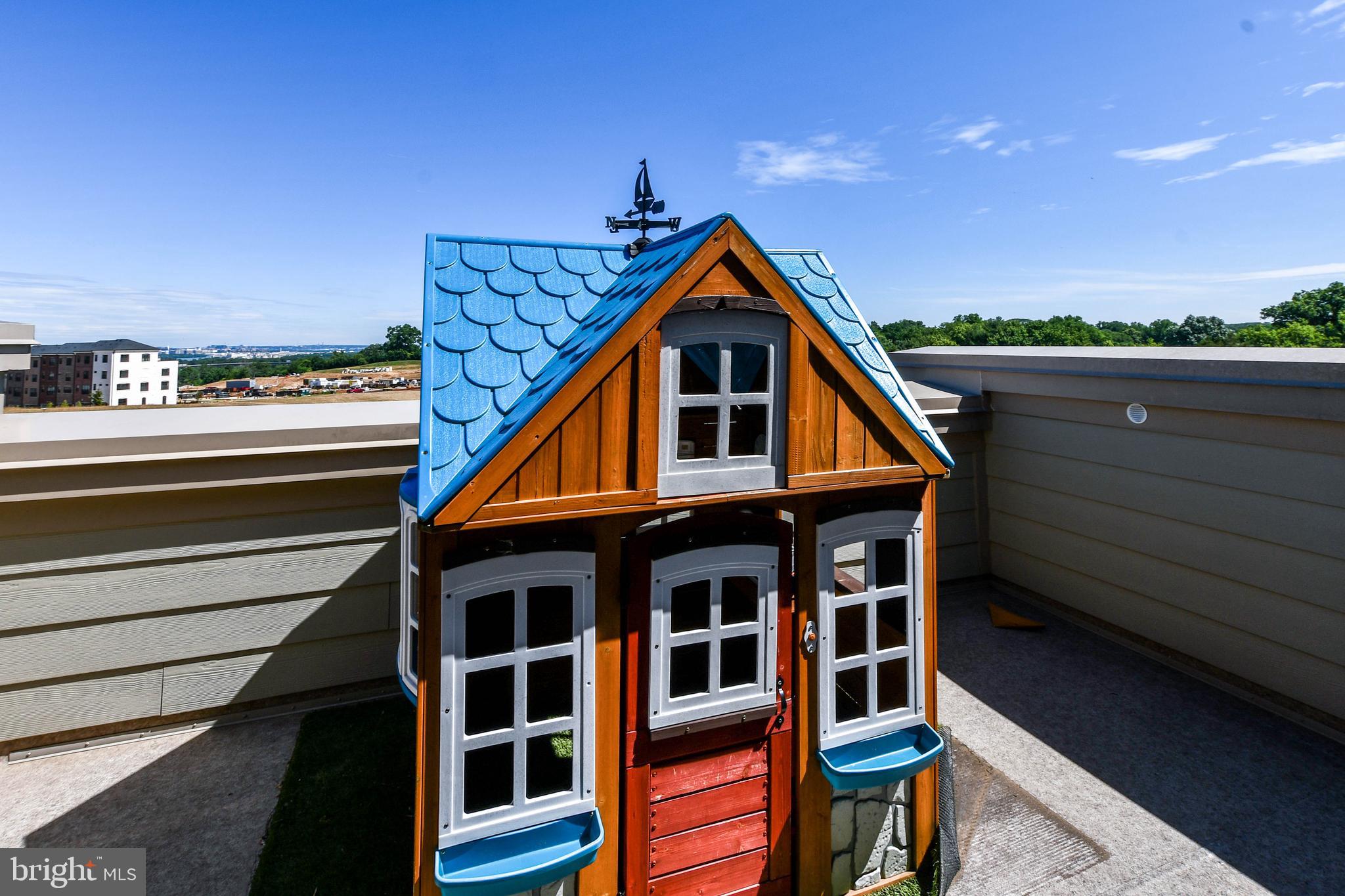 POTOMAC OVERLOOK AT NATIONAL HARBOR - Residential