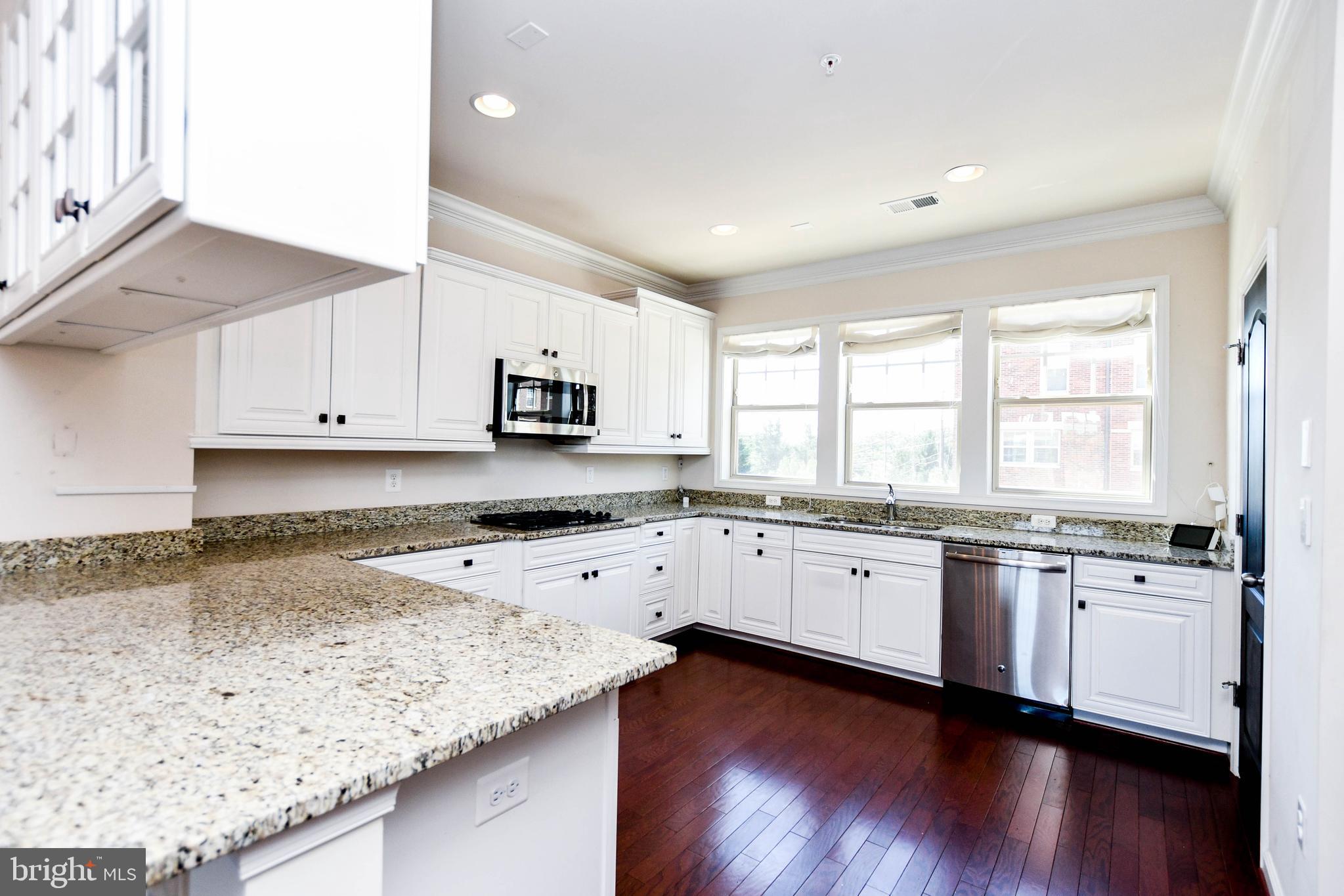 POTOMAC OVERLOOK AT NATIONAL HARBOR - Residential