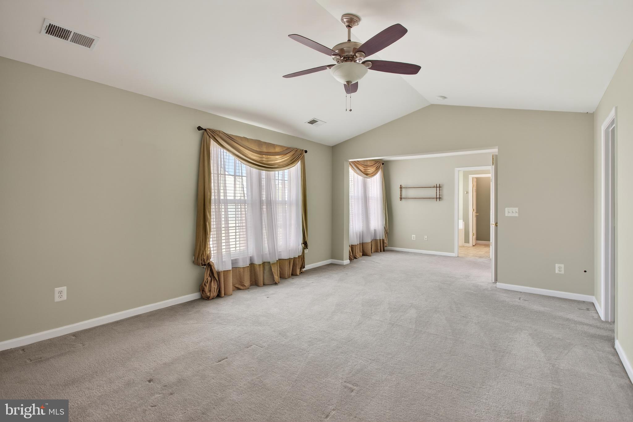 SOVEREIGN GLEN - Residential