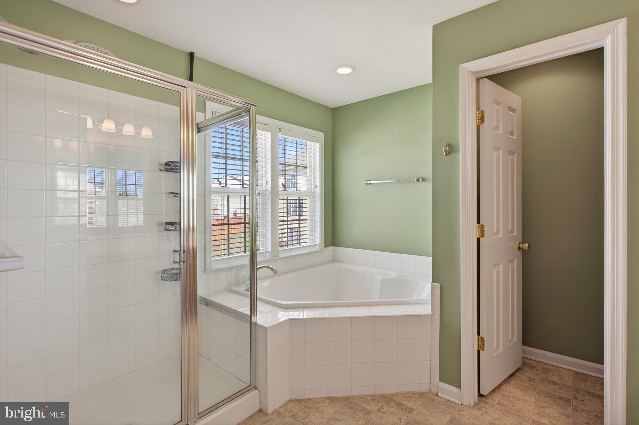 SOVEREIGN GLEN - Residential