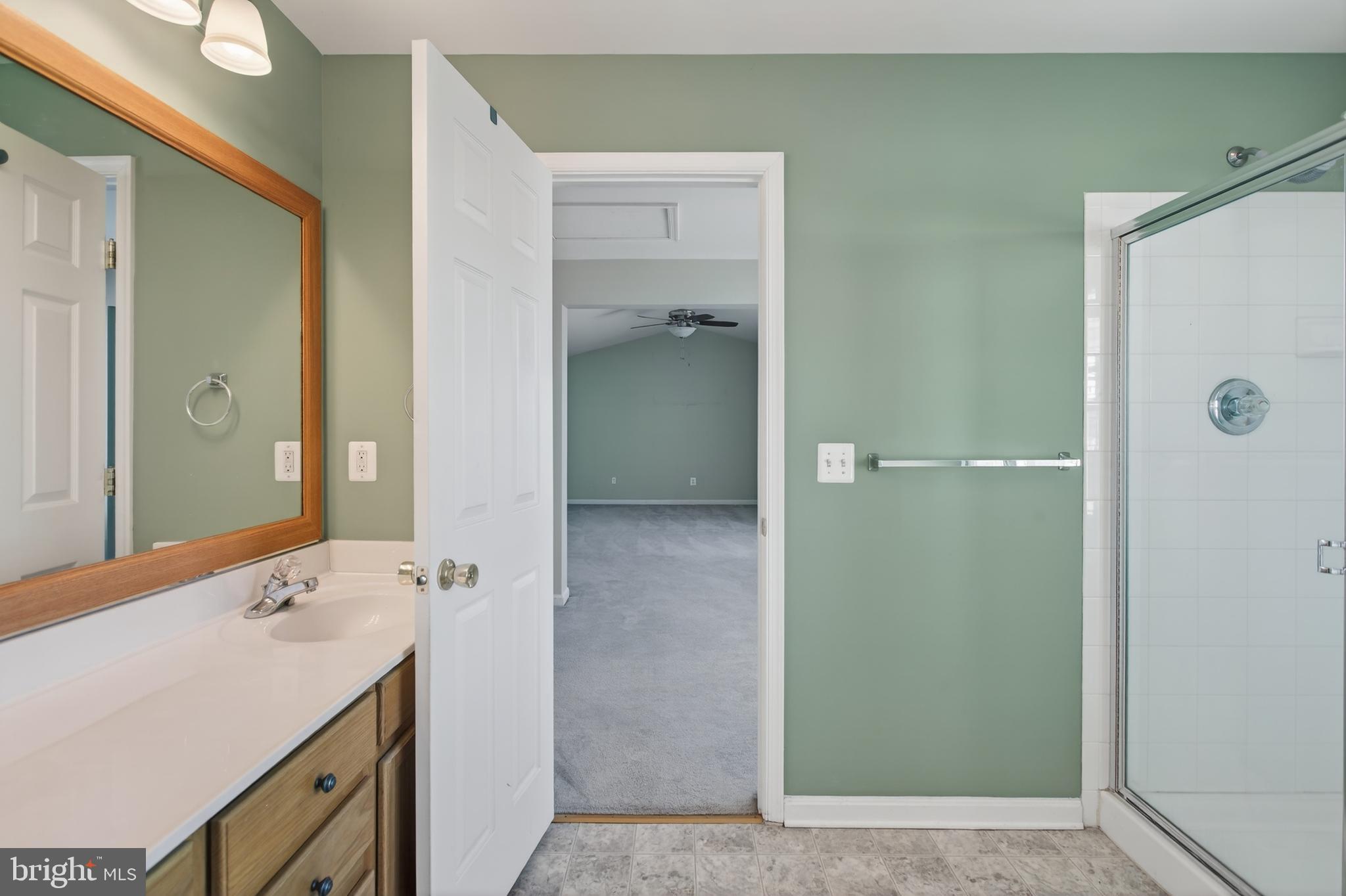 SOVEREIGN GLEN - Residential