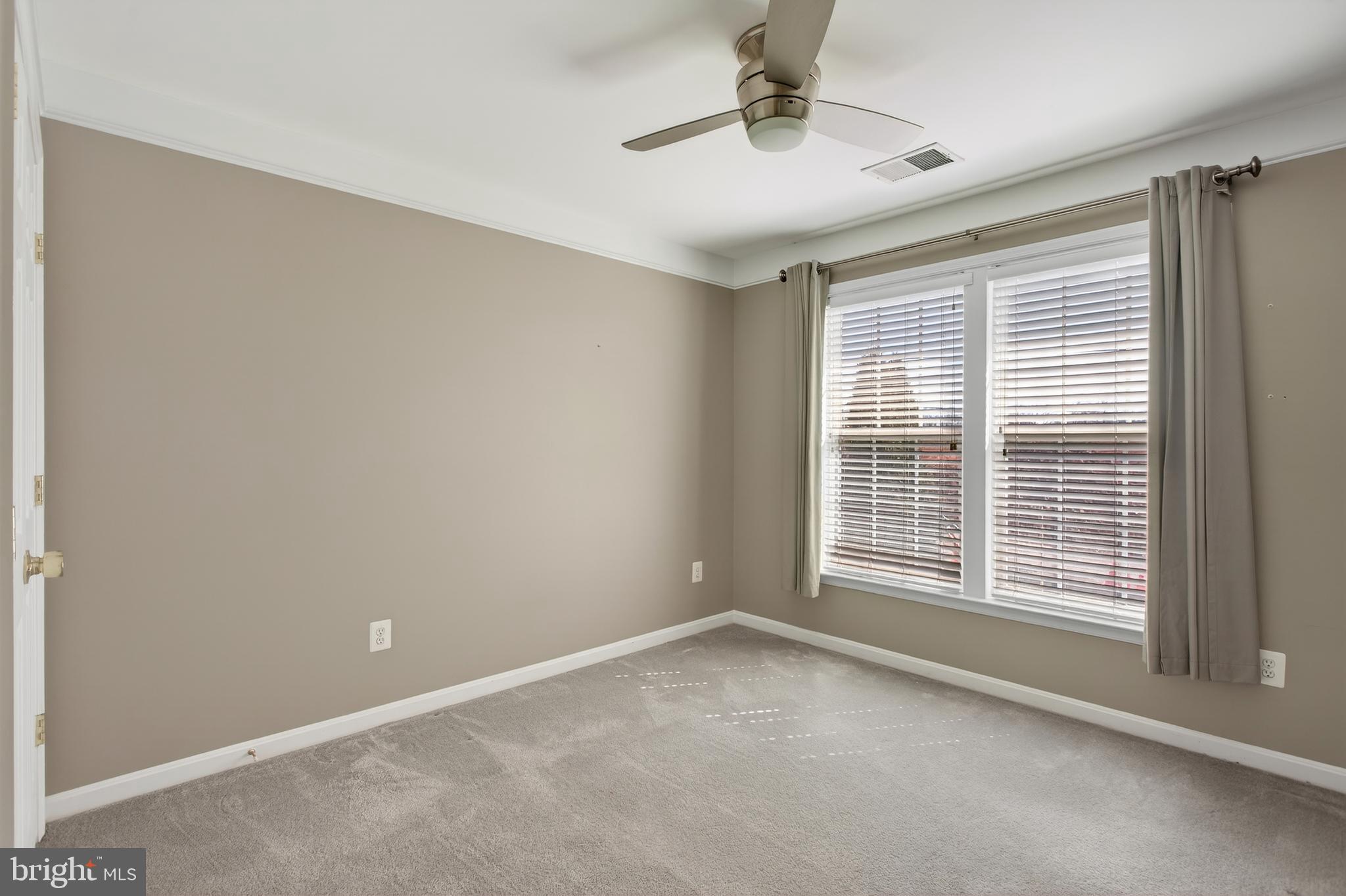 SOVEREIGN GLEN - Residential