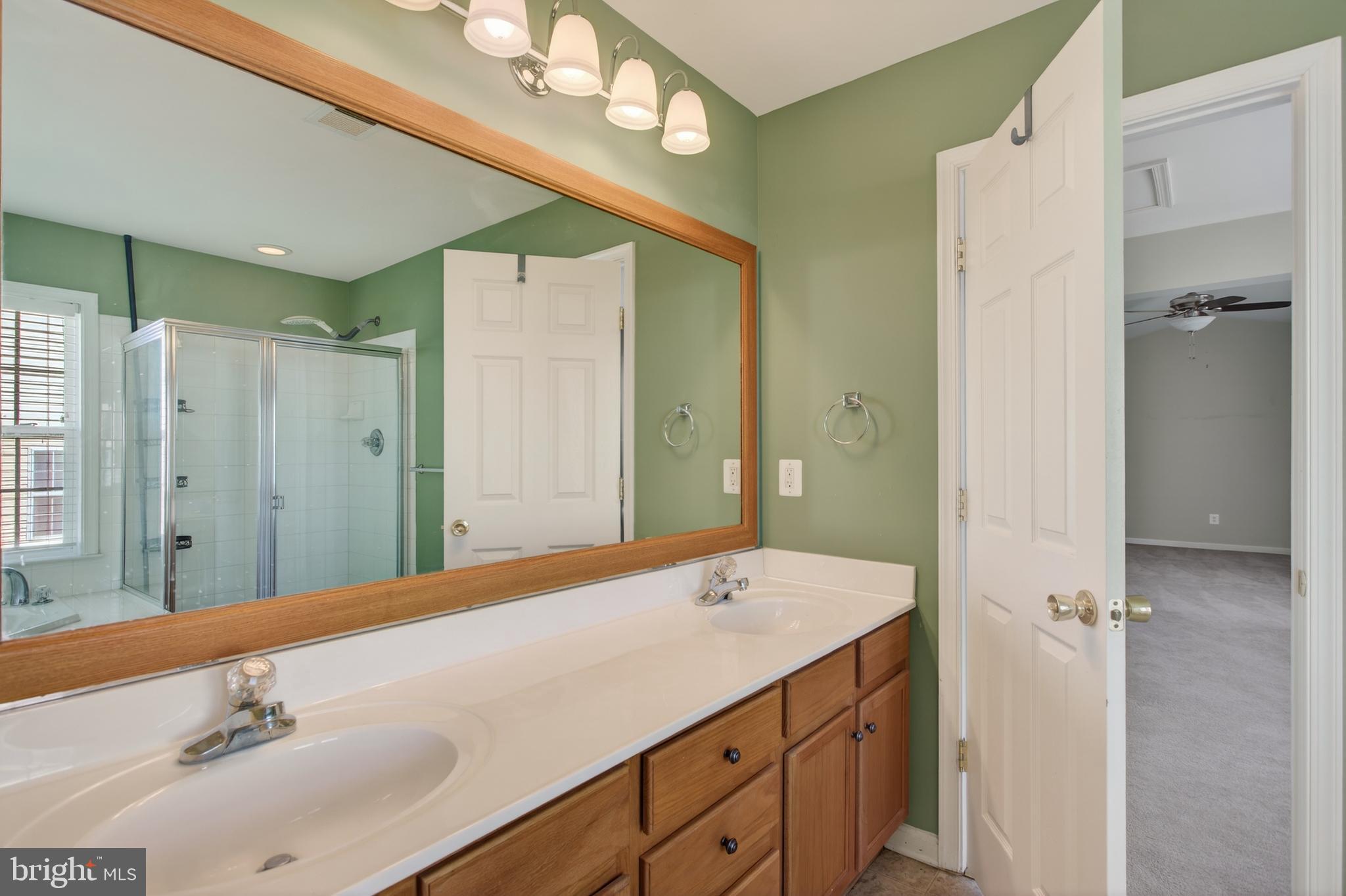 SOVEREIGN GLEN - Residential