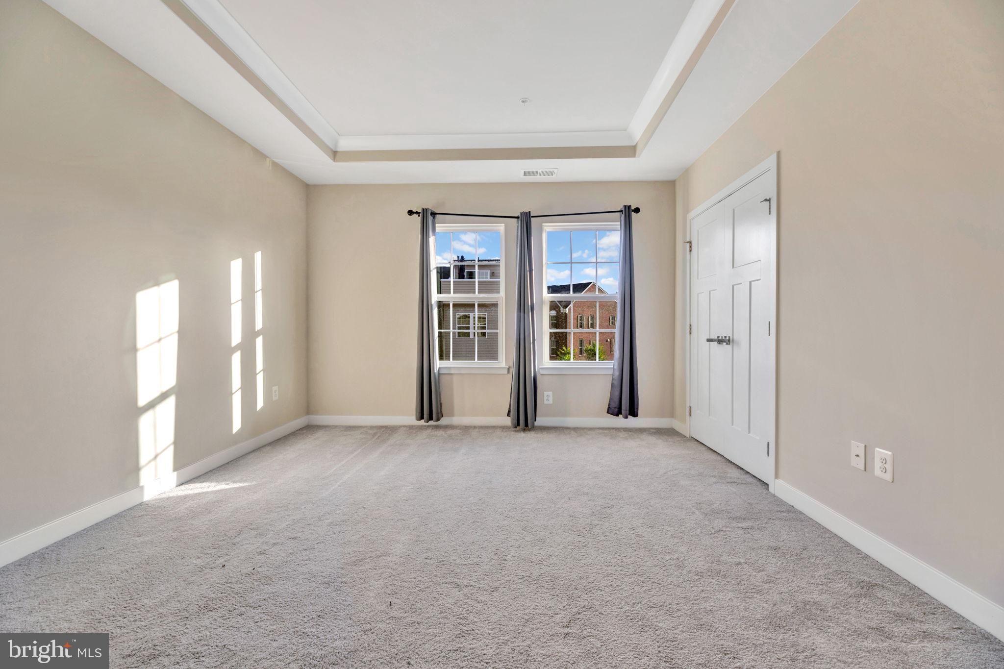 LARGO TOWN CENTER - Residential Lease