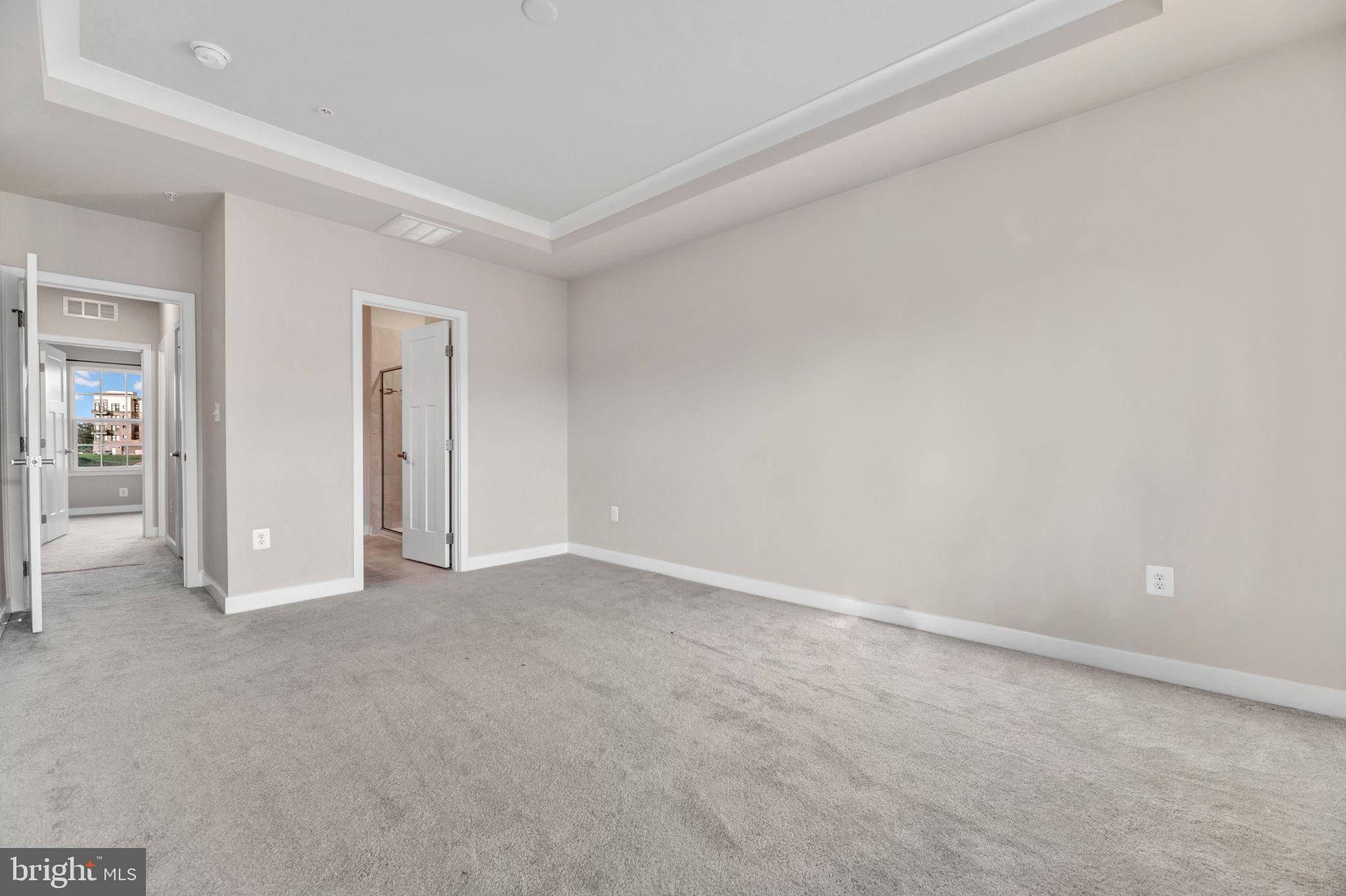 LARGO TOWN CENTER - Residential Lease