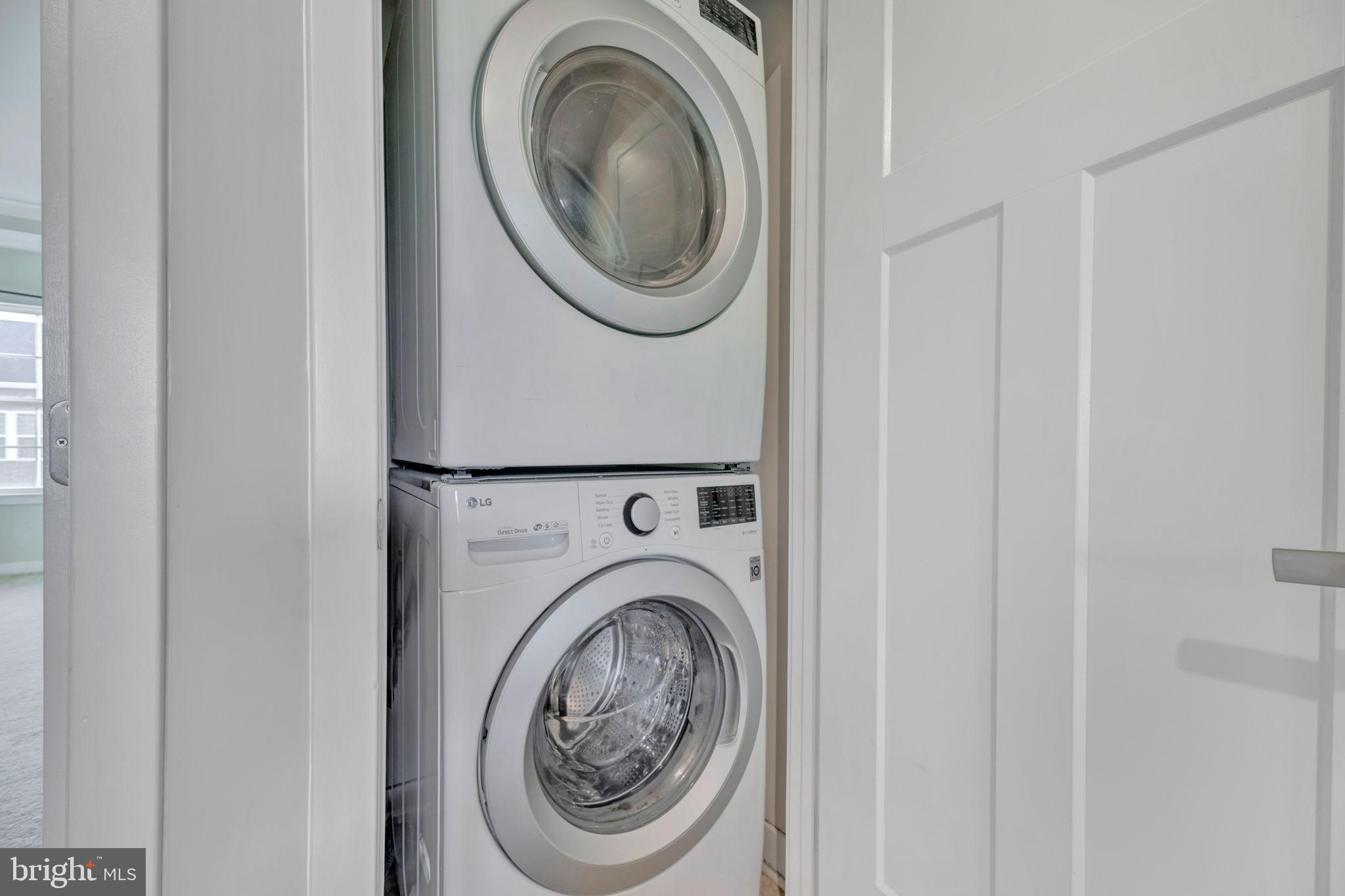 LARGO TOWN CENTER - Residential Lease